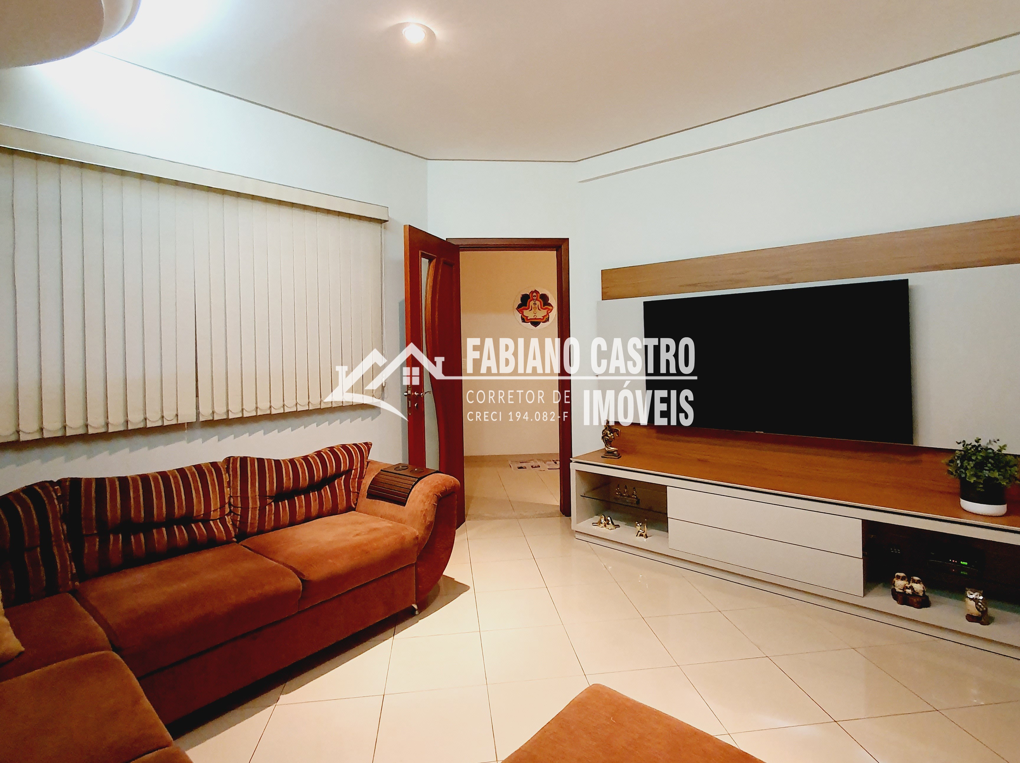 Casa de Condomínio com 3 quartos à venda — foto 8 de 28