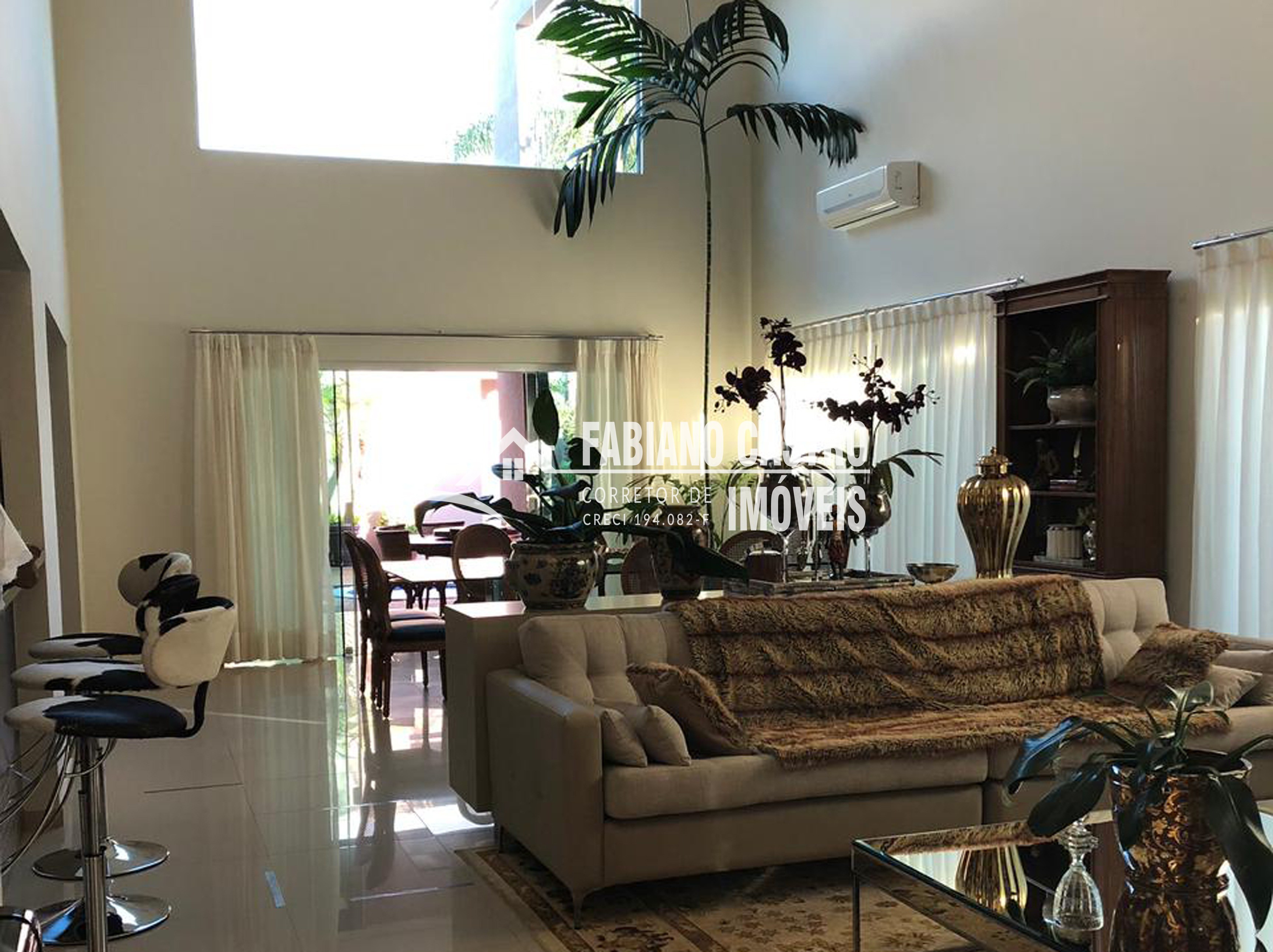 Casa de Condomínio com 3 quartos à venda — foto 2 de 28