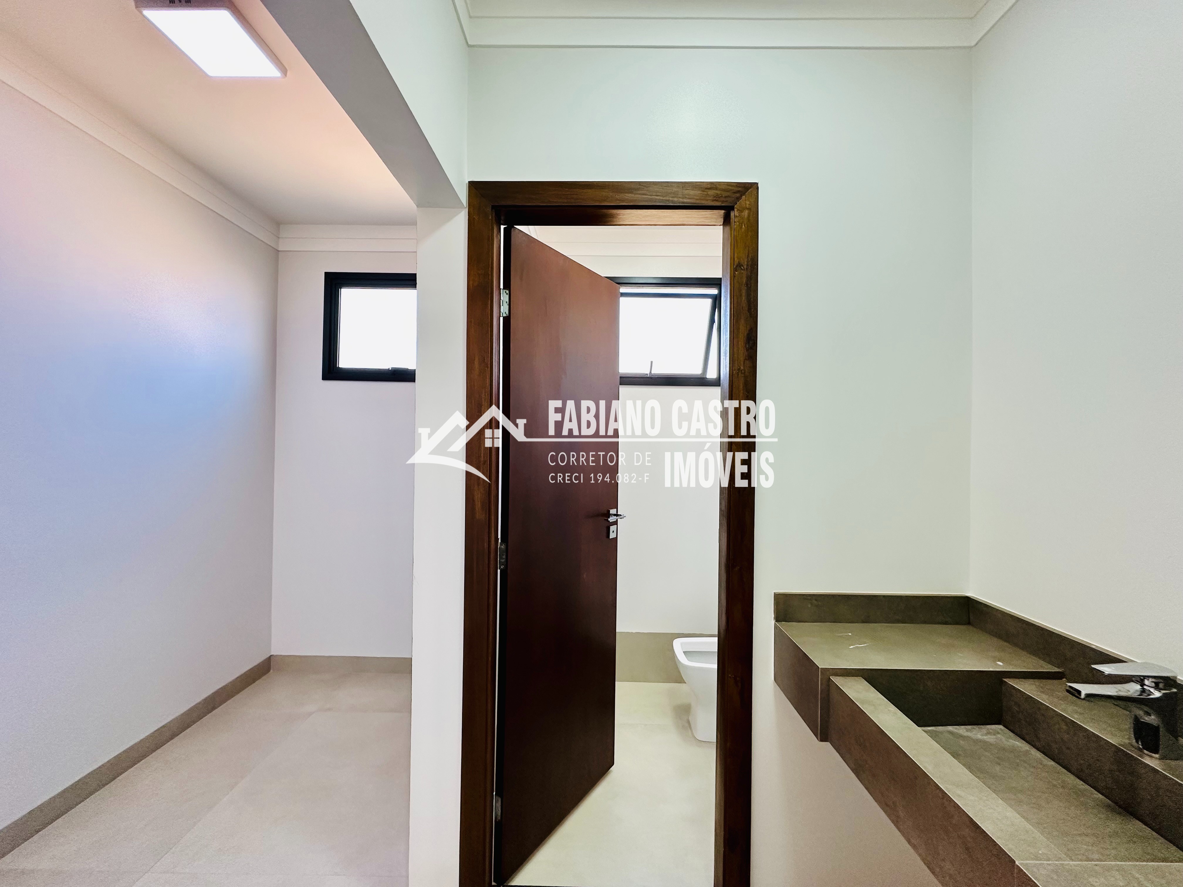 Casa de Condomínio com 3 quartos à venda — foto 27 de 31