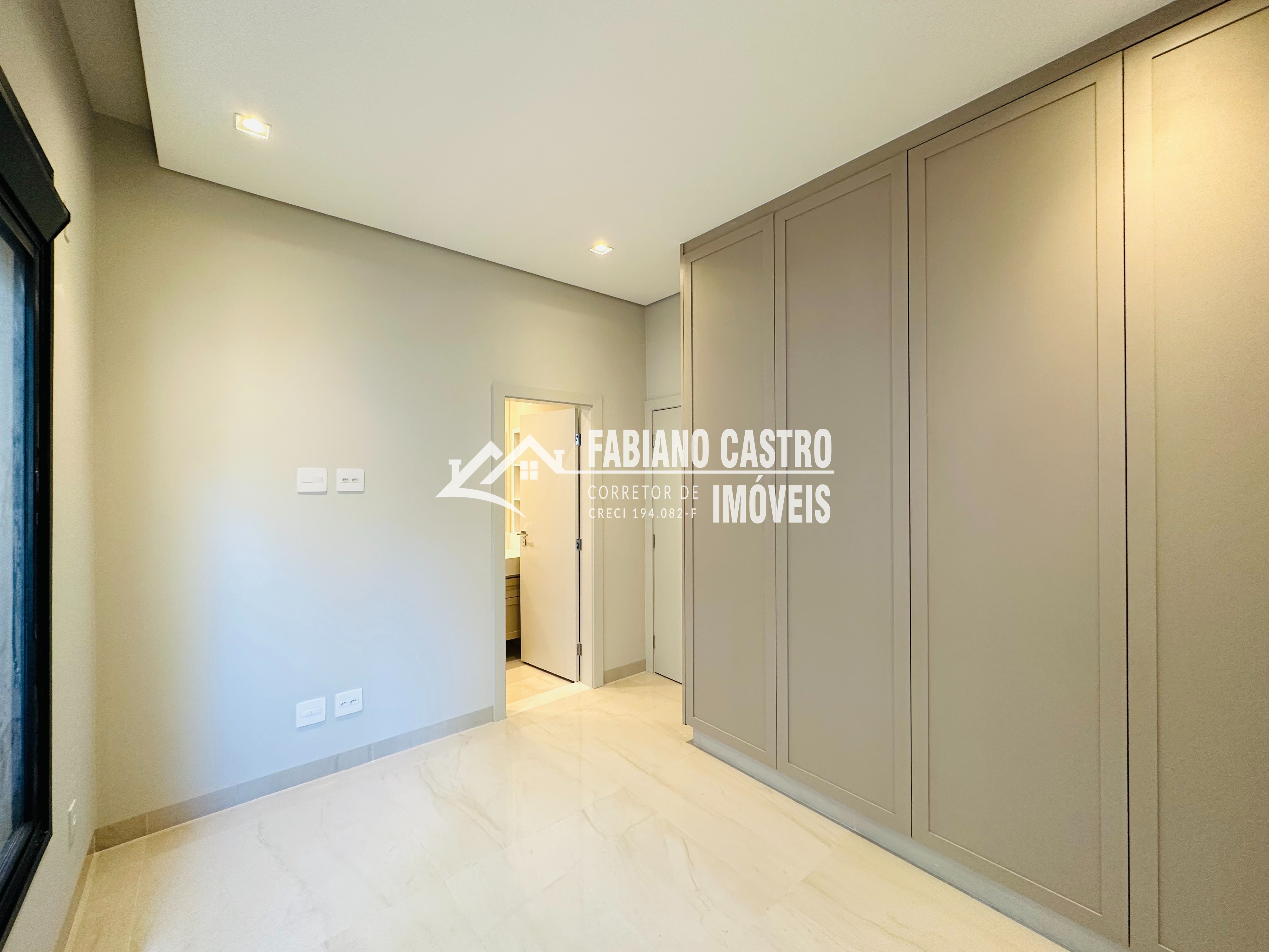 Casa de Condomínio com 3 quartos à venda — foto 24 de 36