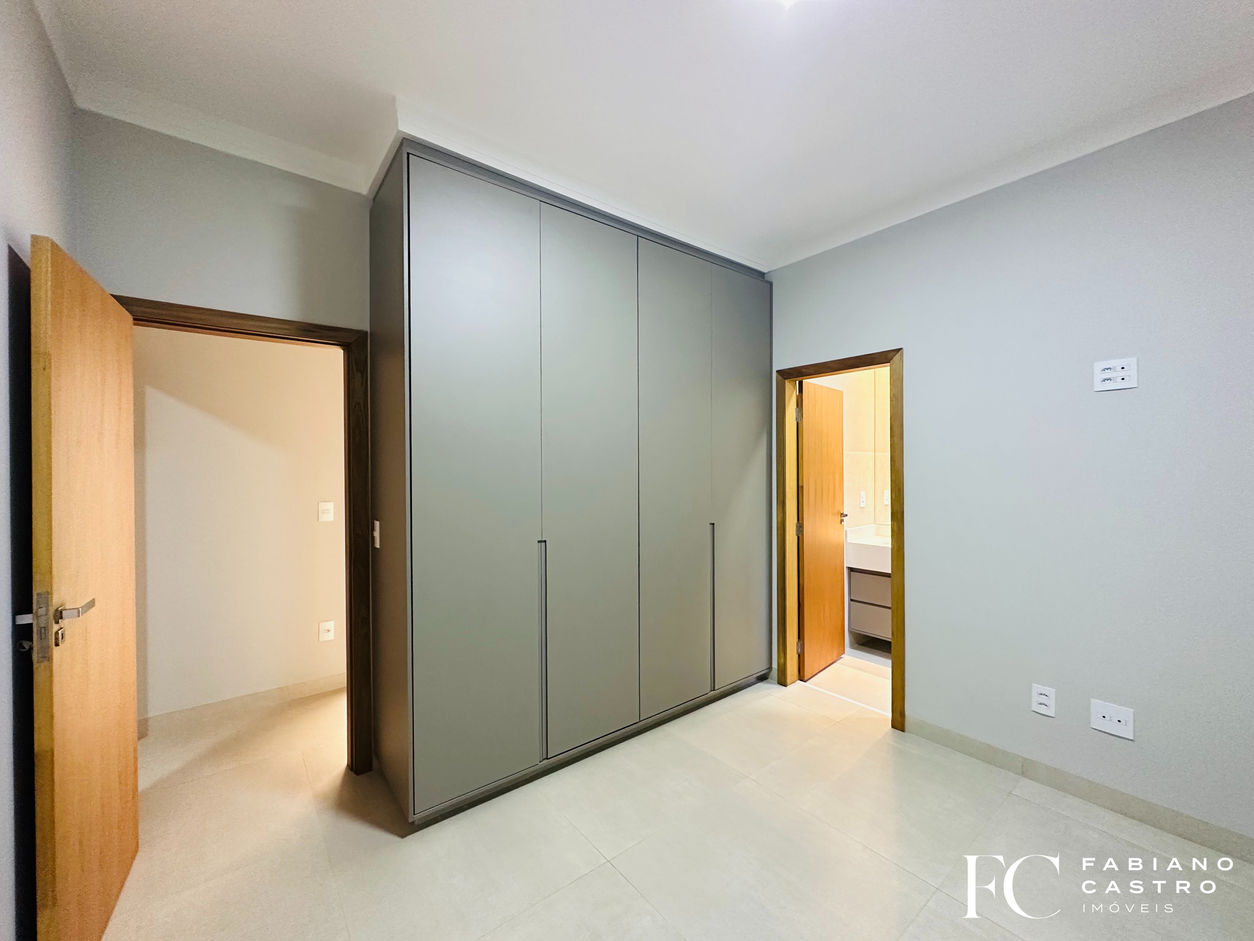 Casa de Condomínio com 3 quartos à venda — foto 31 de 37