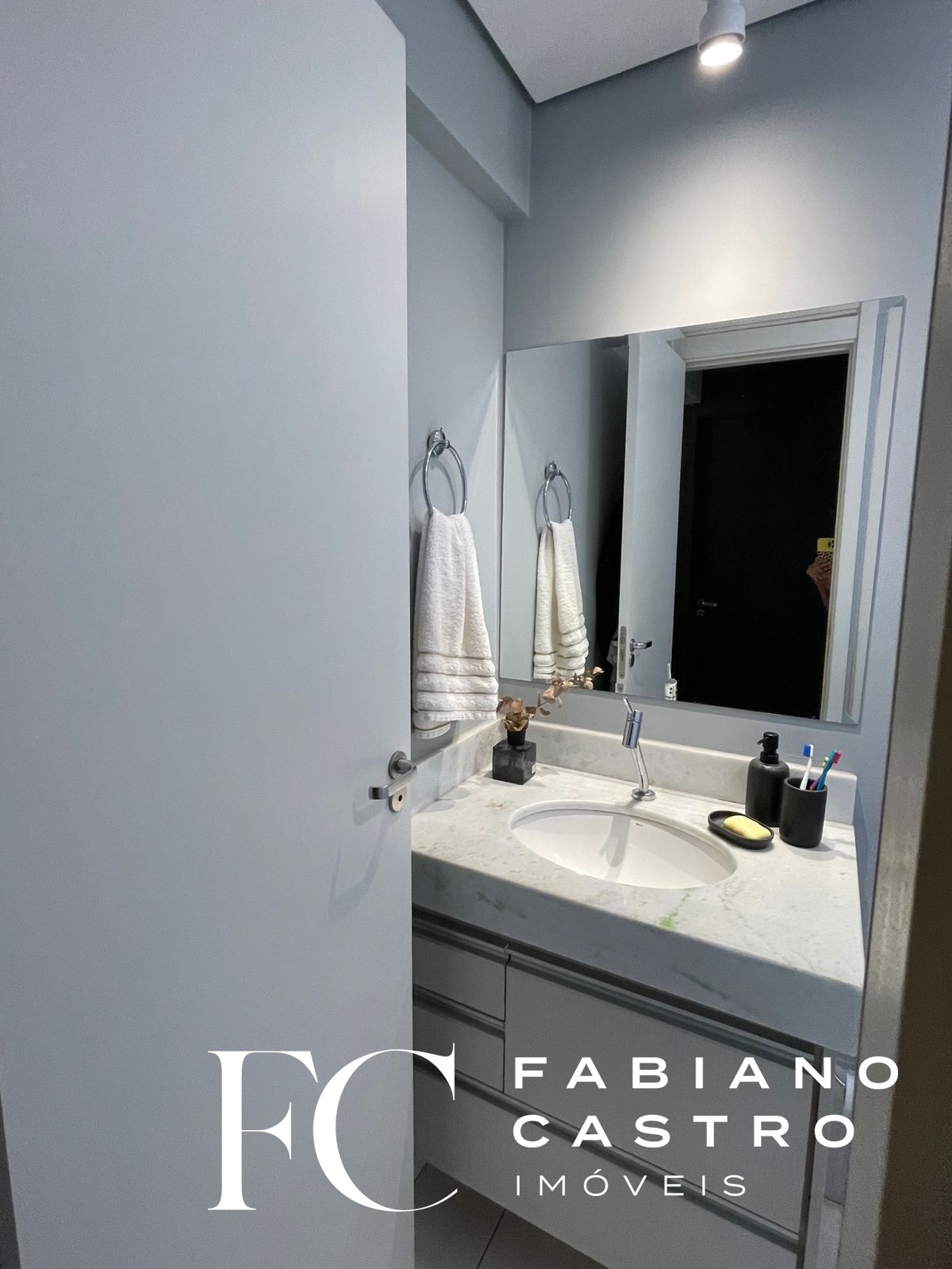 Apartamento com 2 quartos à venda, 67m² — foto 11 de 14