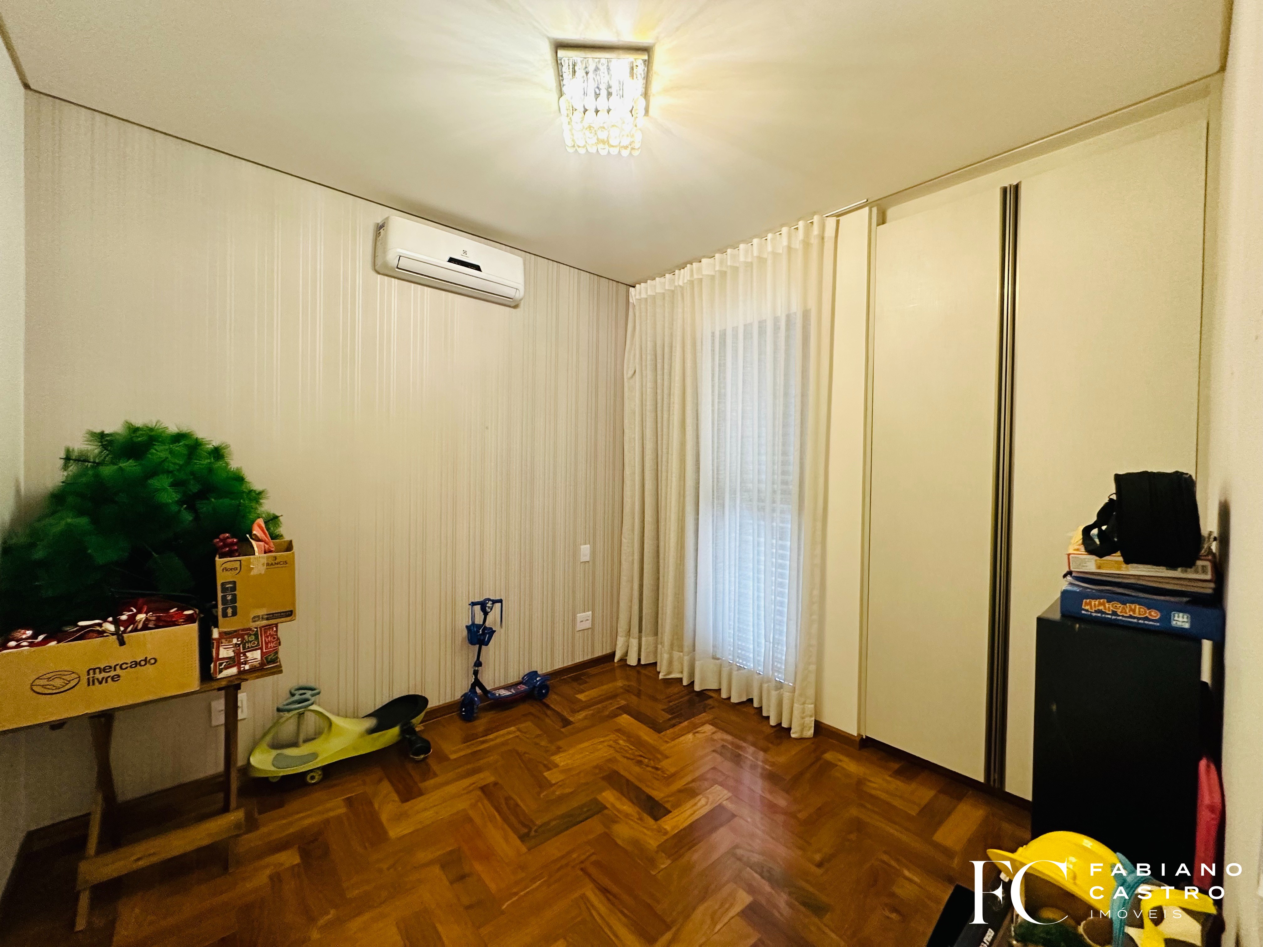Casa de Condomínio com 5 quartos à venda — foto 23 de 38