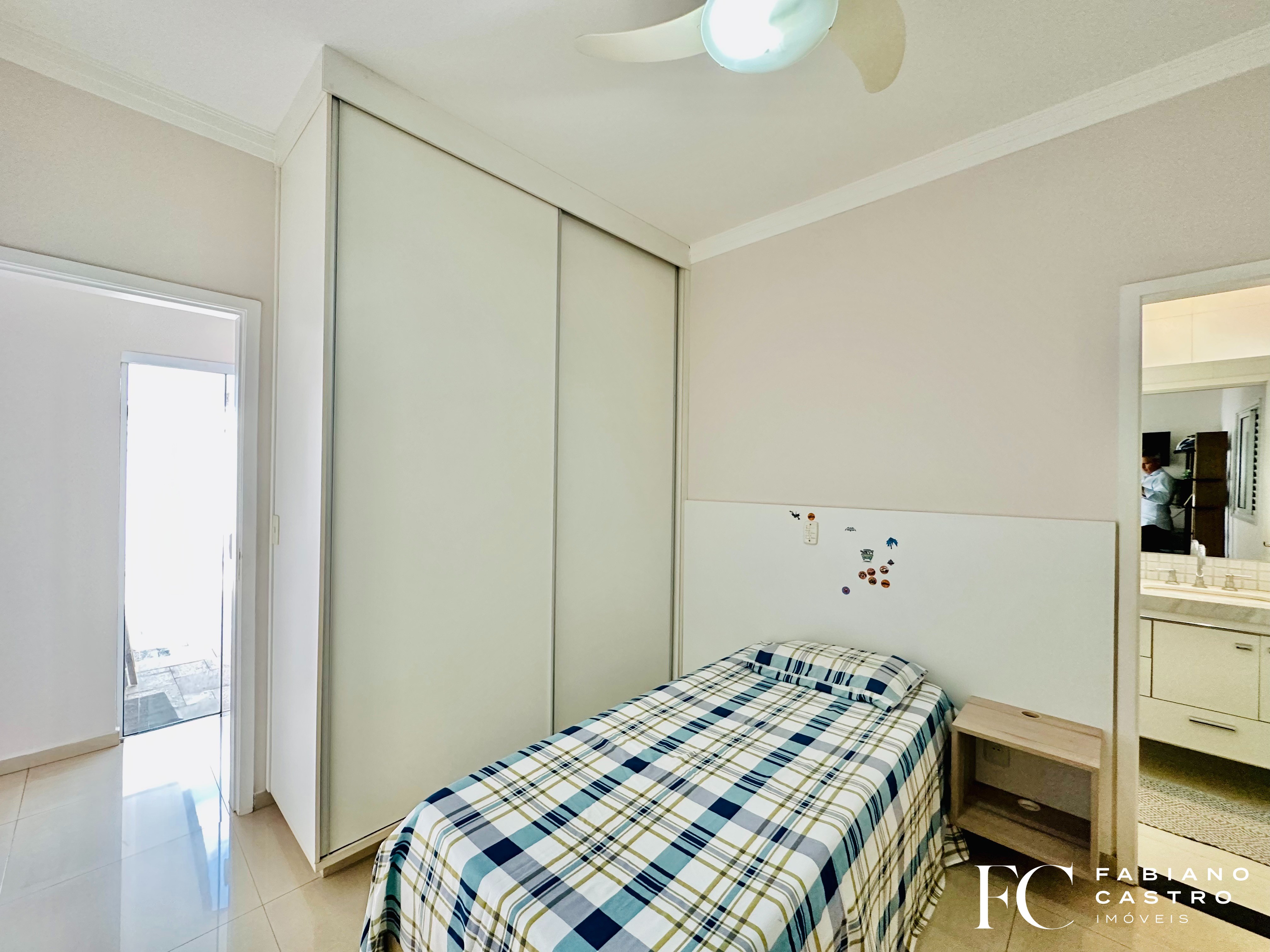 Casa de Condomínio com 3 quartos à venda e aluguel — foto 21 de 33