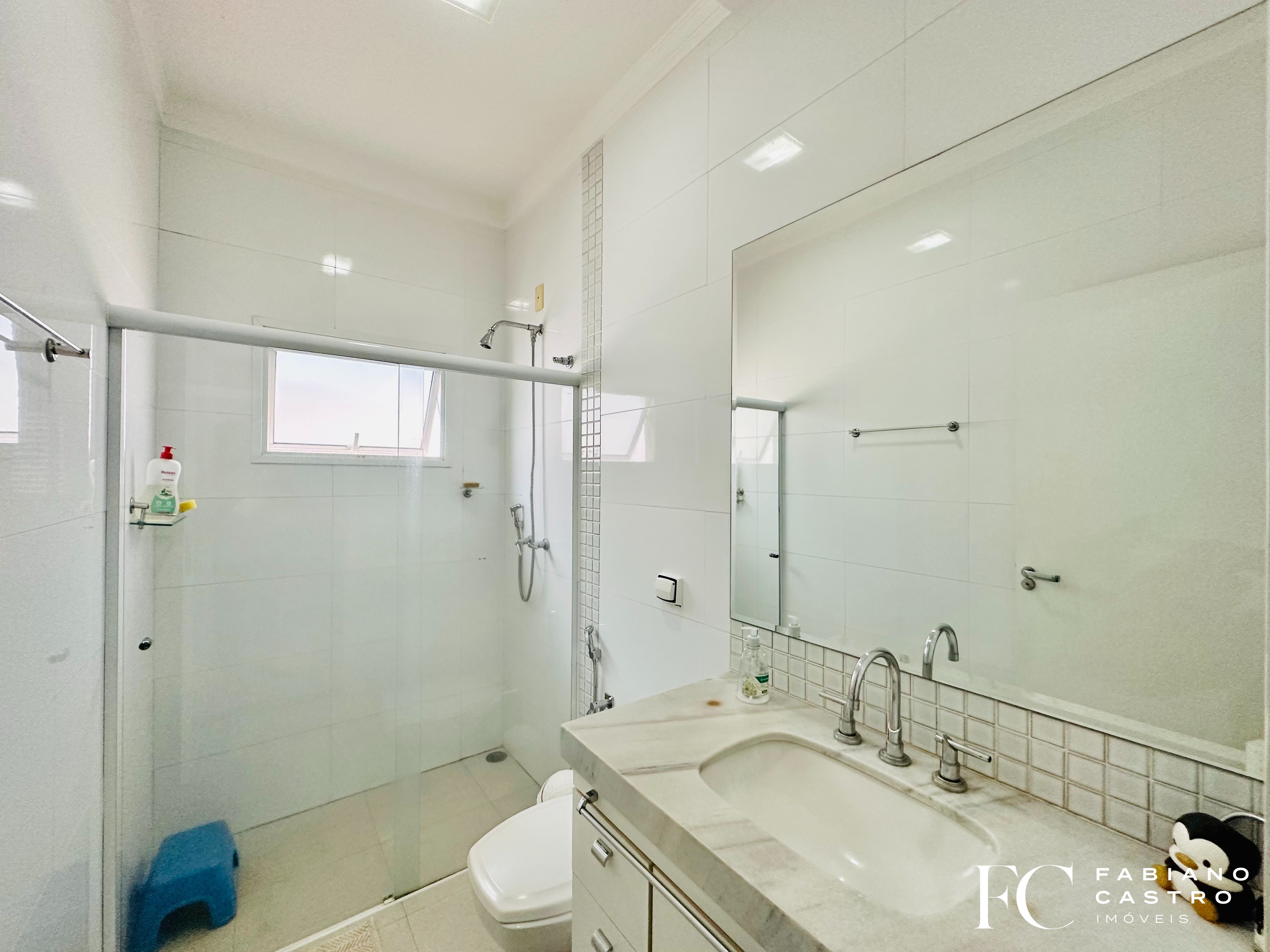 Casa de Condomínio com 3 quartos à venda e aluguel — foto 25 de 33