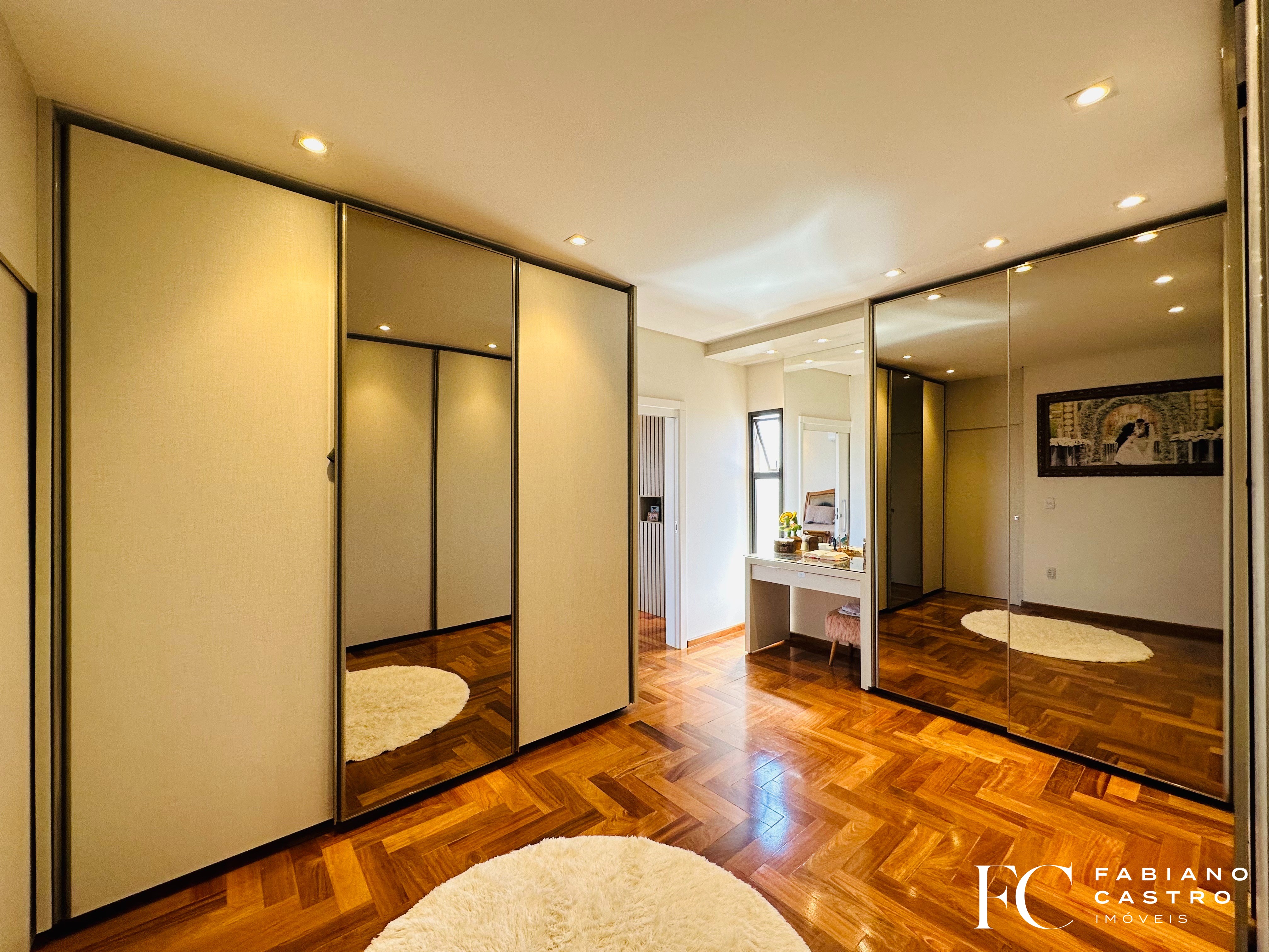 Casa de Condomínio com 5 quartos à venda — foto 26 de 38
