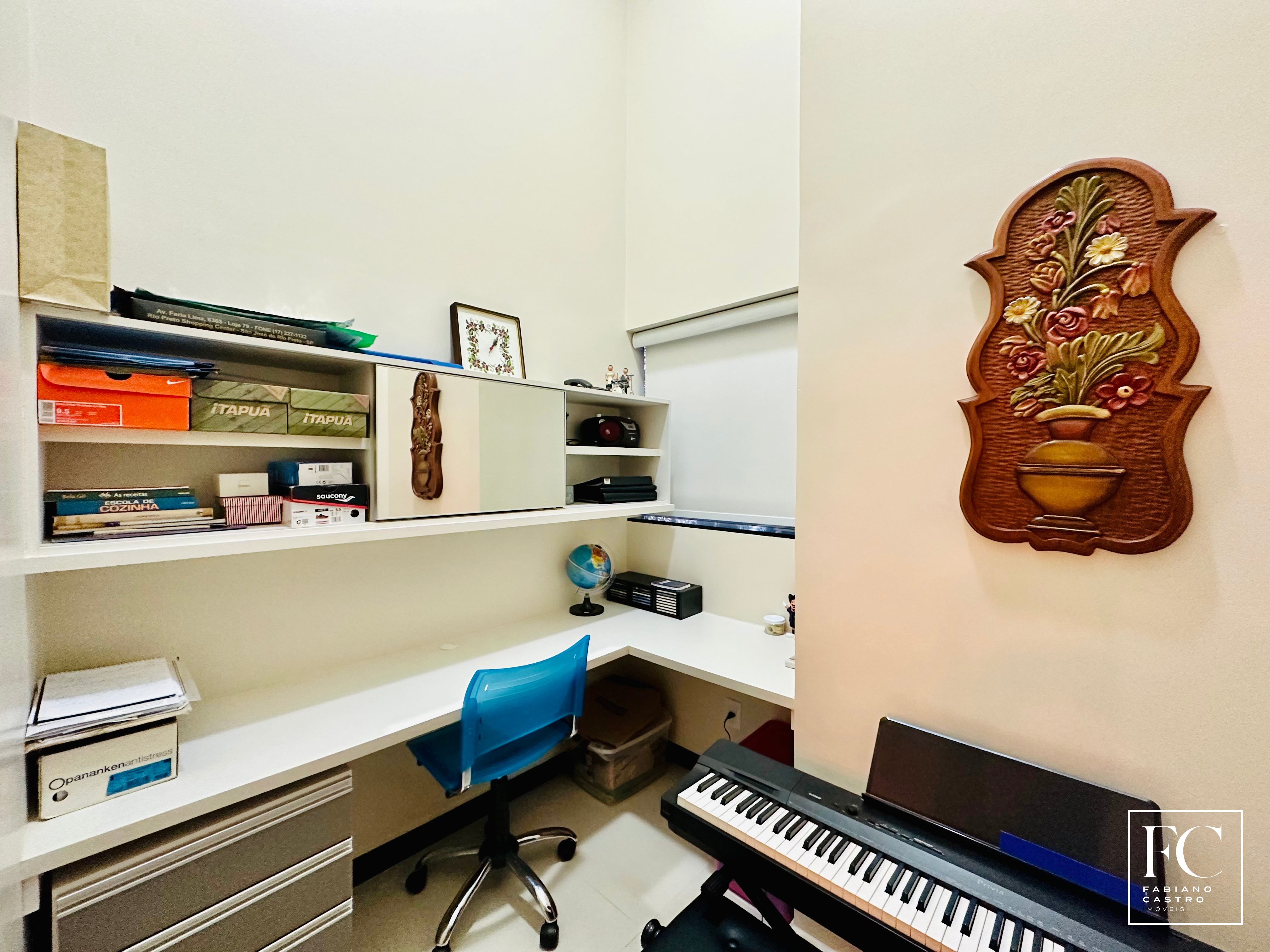 Casa de Condomínio com 3 quartos à venda — foto 3 de 27