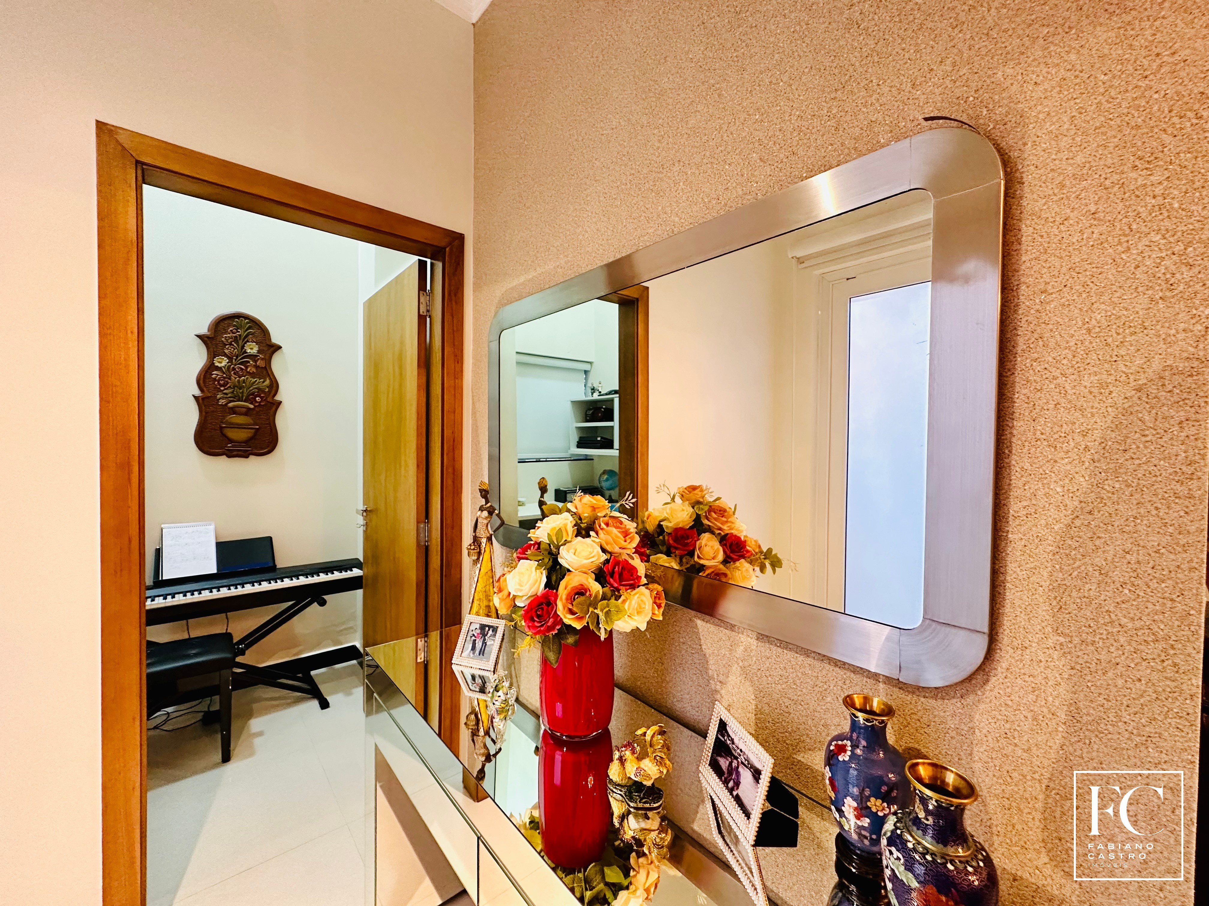 Casa de Condomínio com 3 quartos à venda — foto 2 de 27
