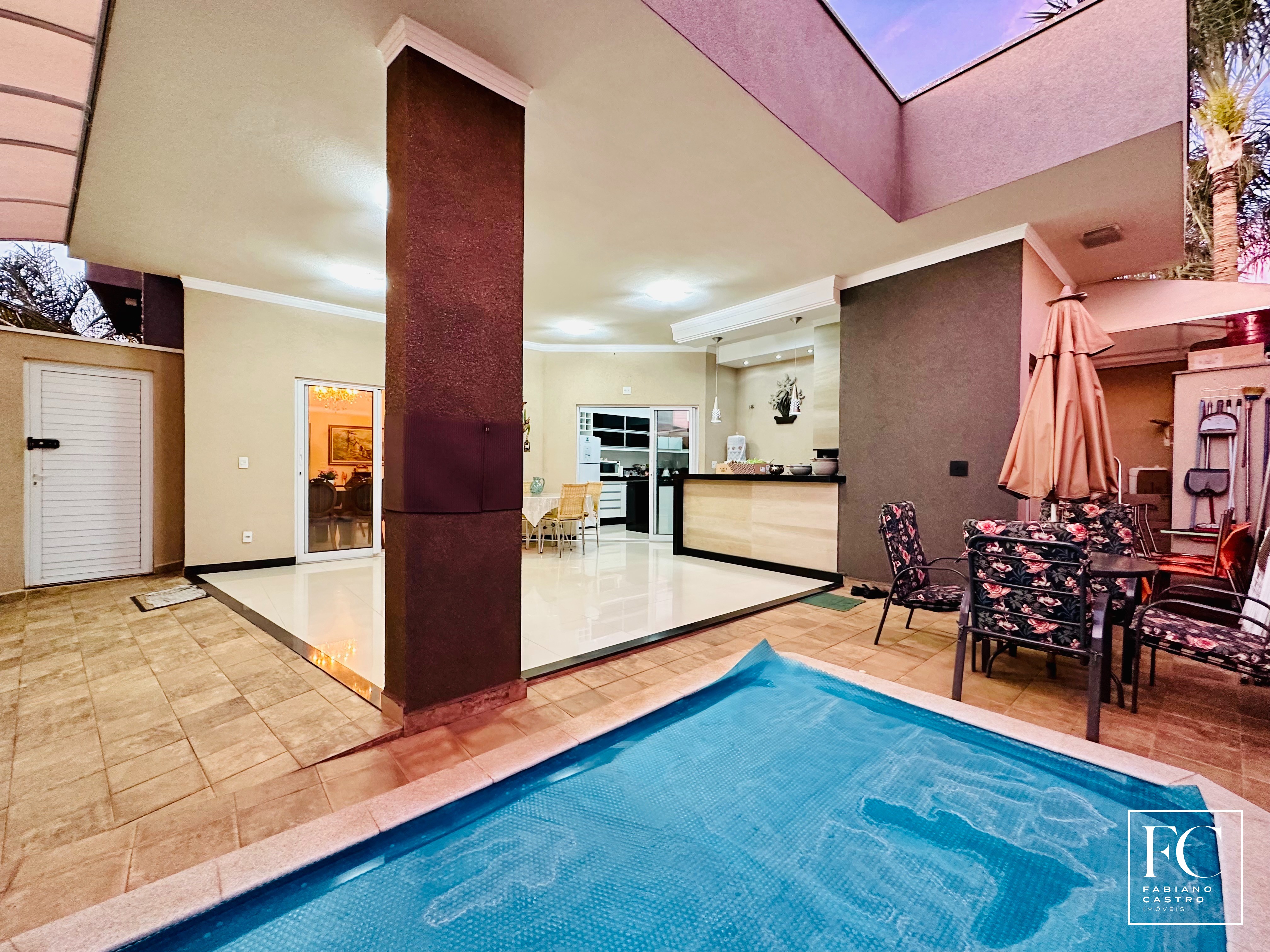 Casa de Condomínio com 3 quartos à venda — foto 13 de 27