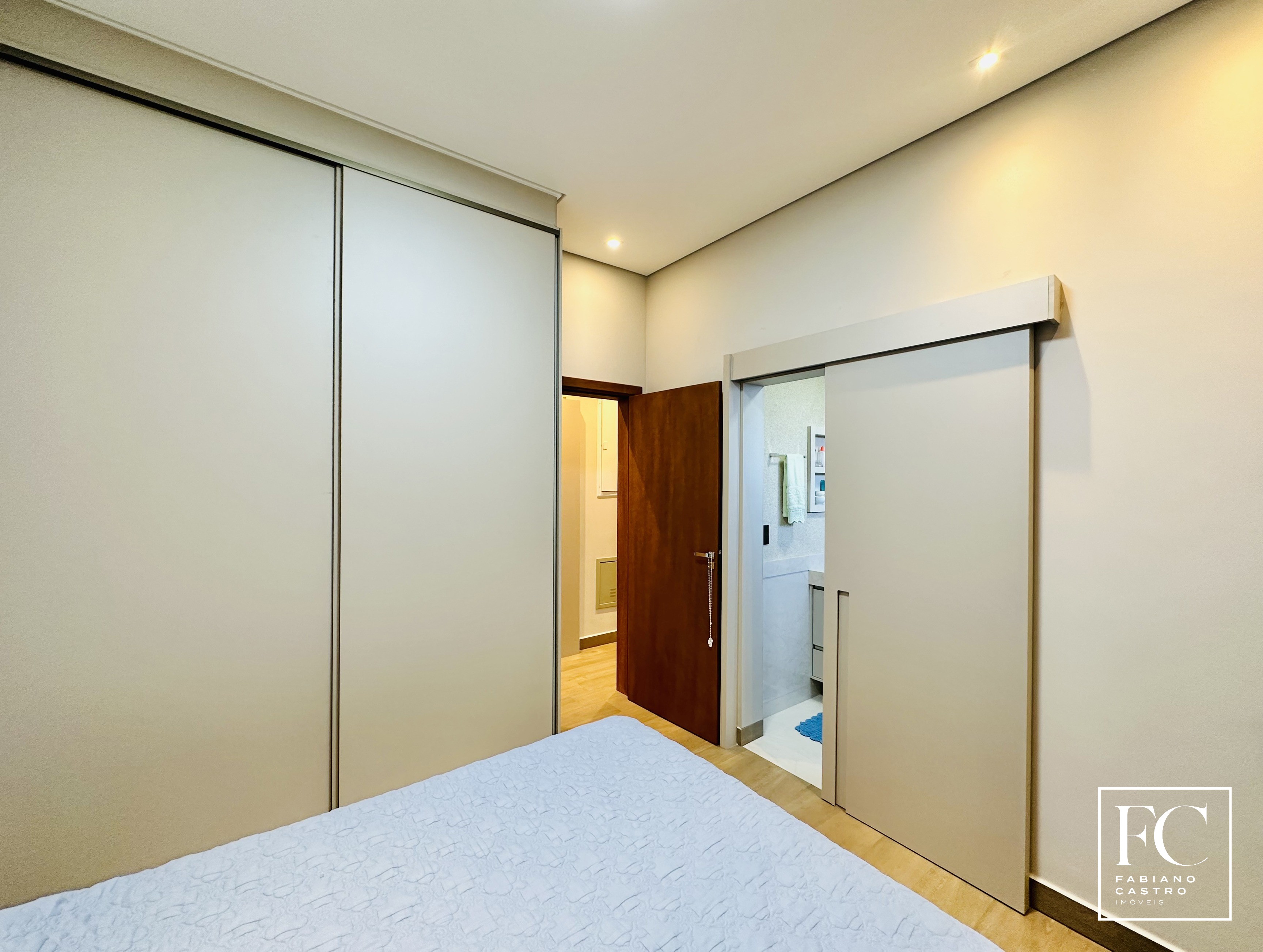 Casa de Condomínio com 3 quartos à venda — foto 26 de 30