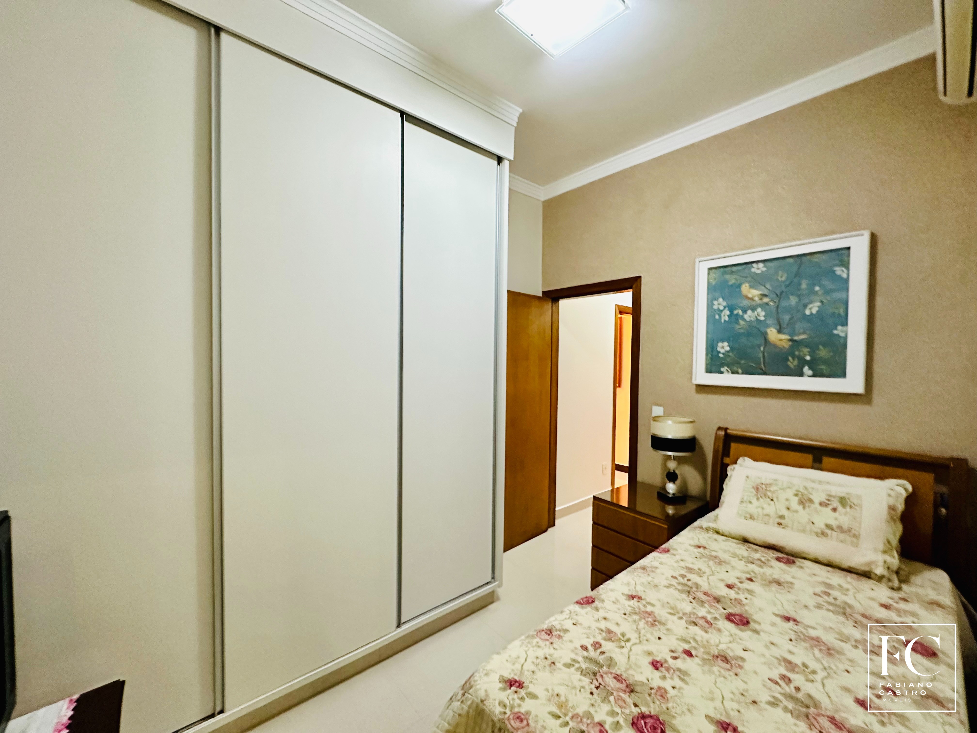 Casa de Condomínio com 3 quartos à venda — foto 18 de 27