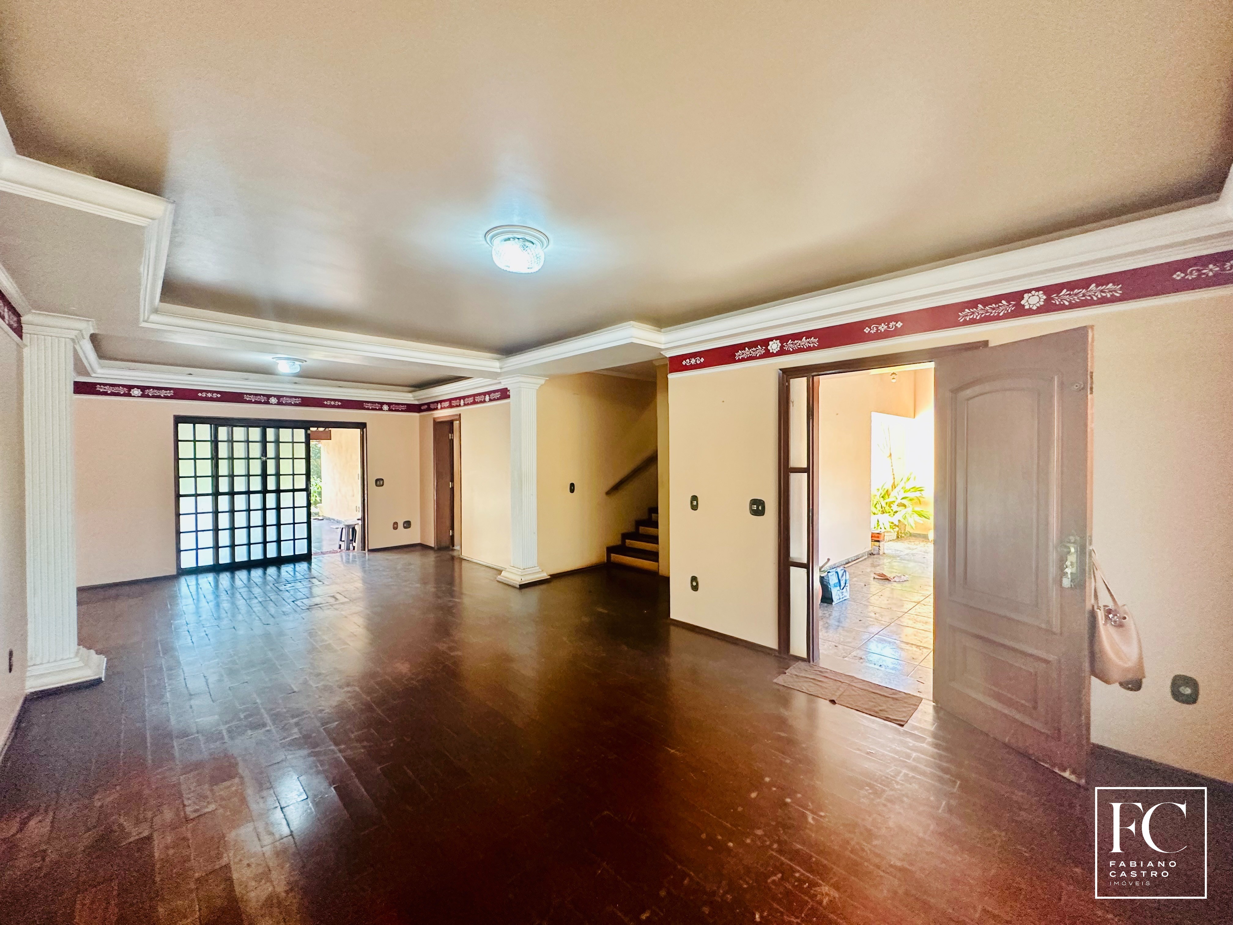 Casa com 3 quartos à venda — foto 7 de 32