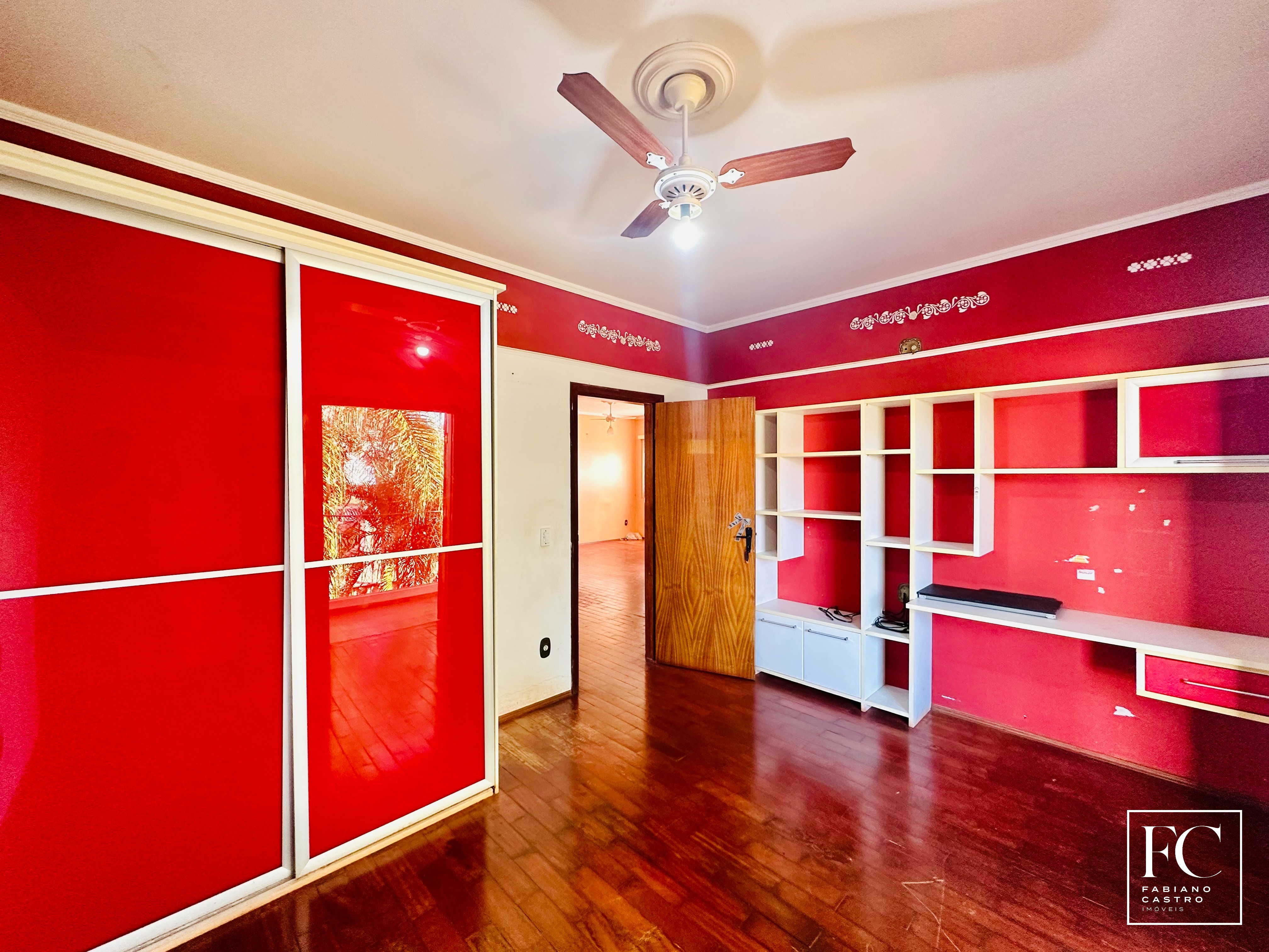 Casa com 3 quartos à venda — foto 28 de 32