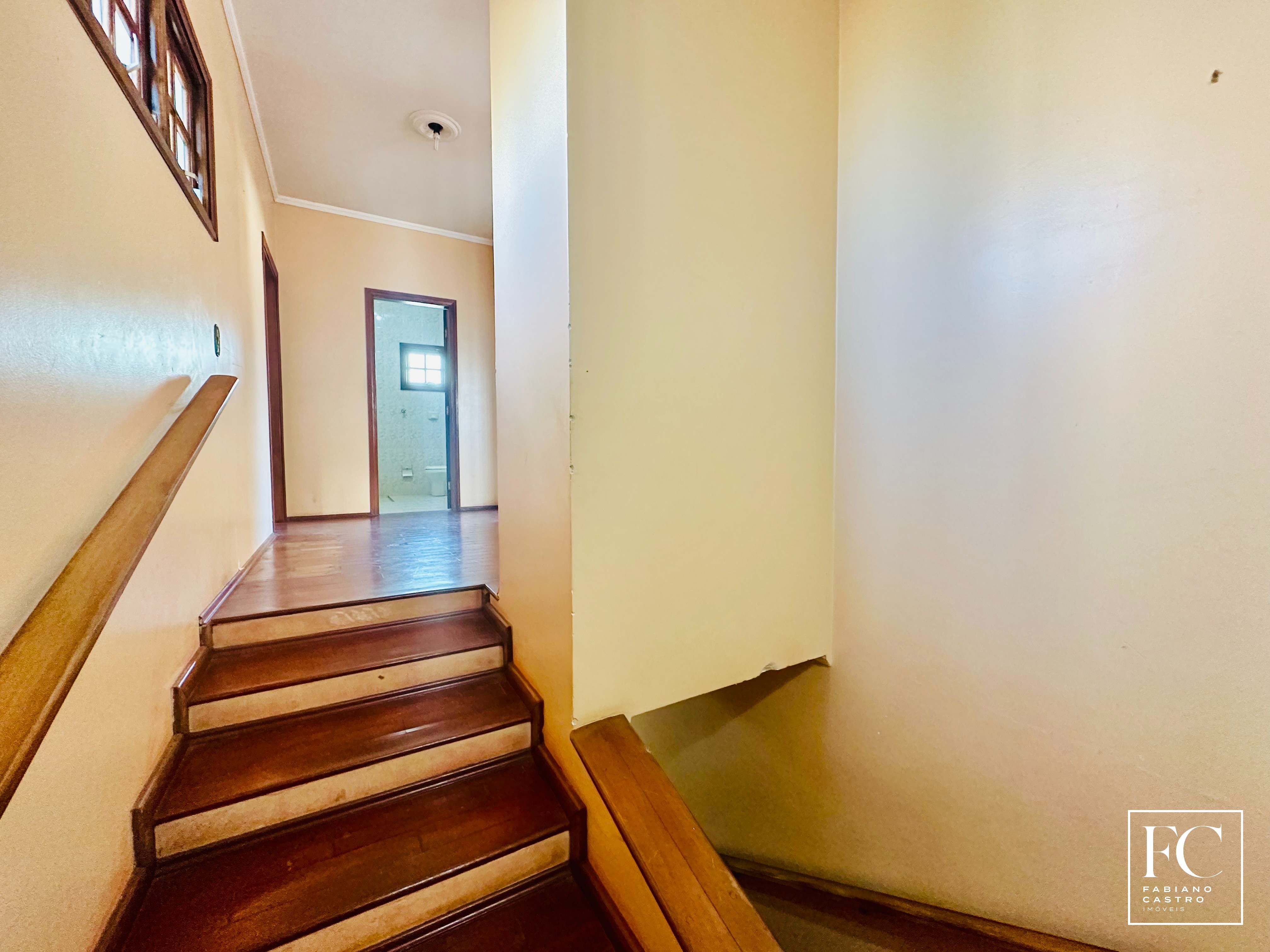 Casa com 3 quartos à venda — foto 9 de 32