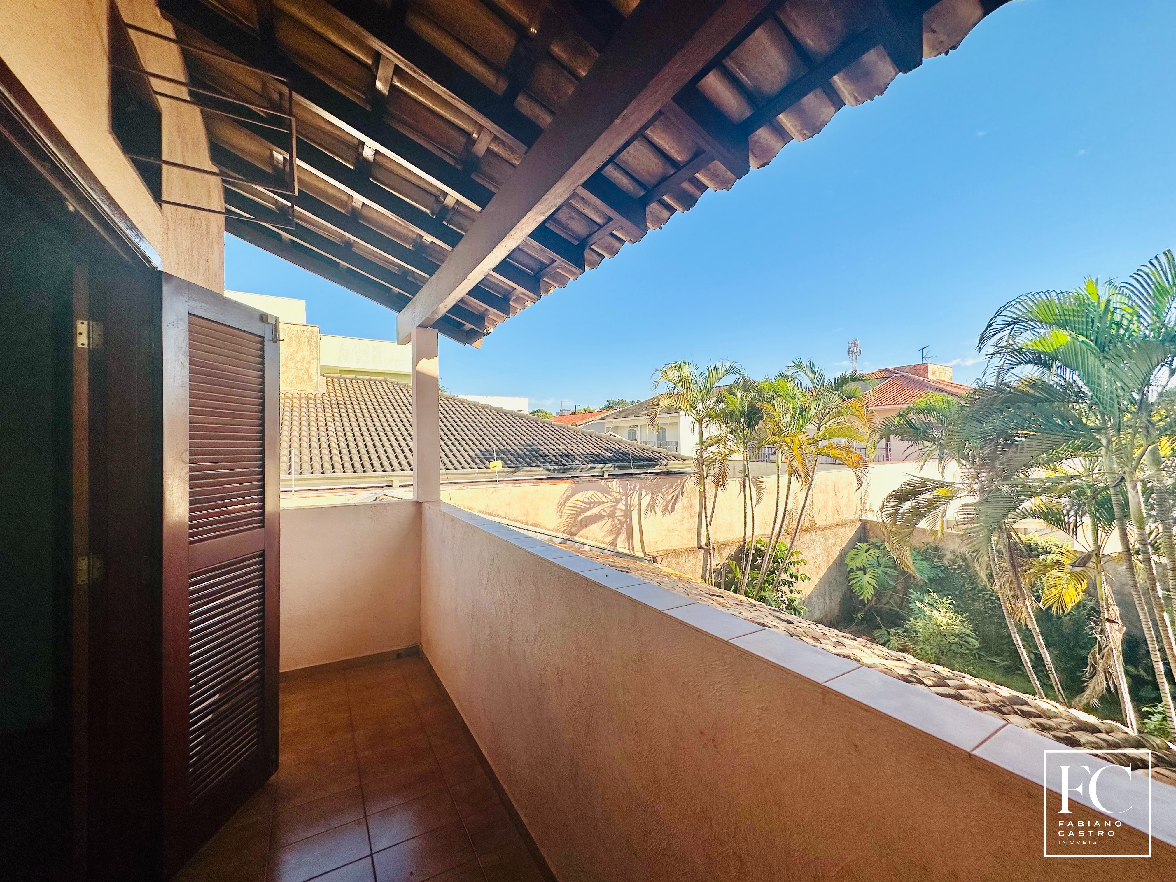 Casa com 3 quartos à venda — foto 24 de 32