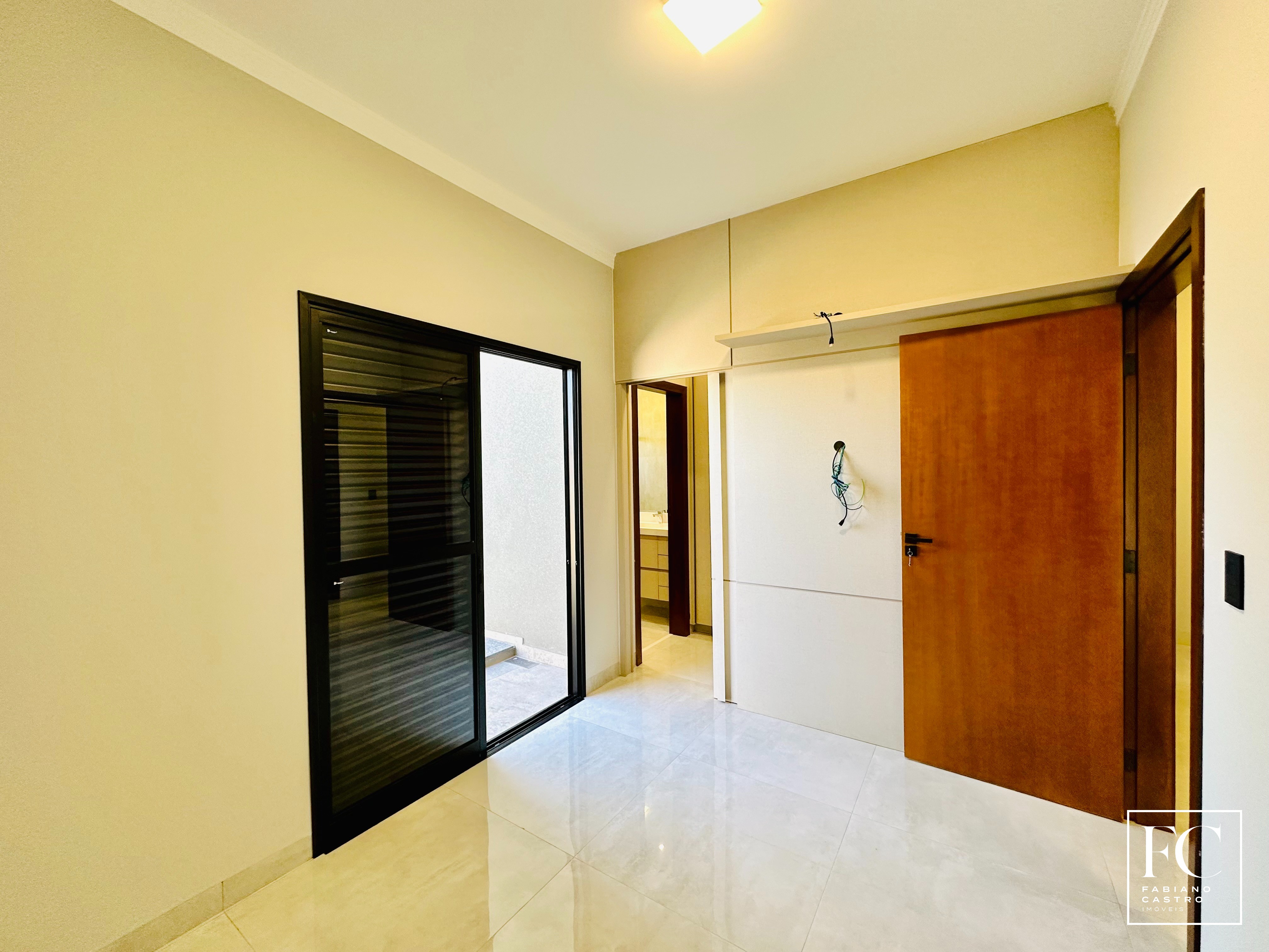 Casa de Condomínio com 3 quartos à venda — foto 28 de 33
