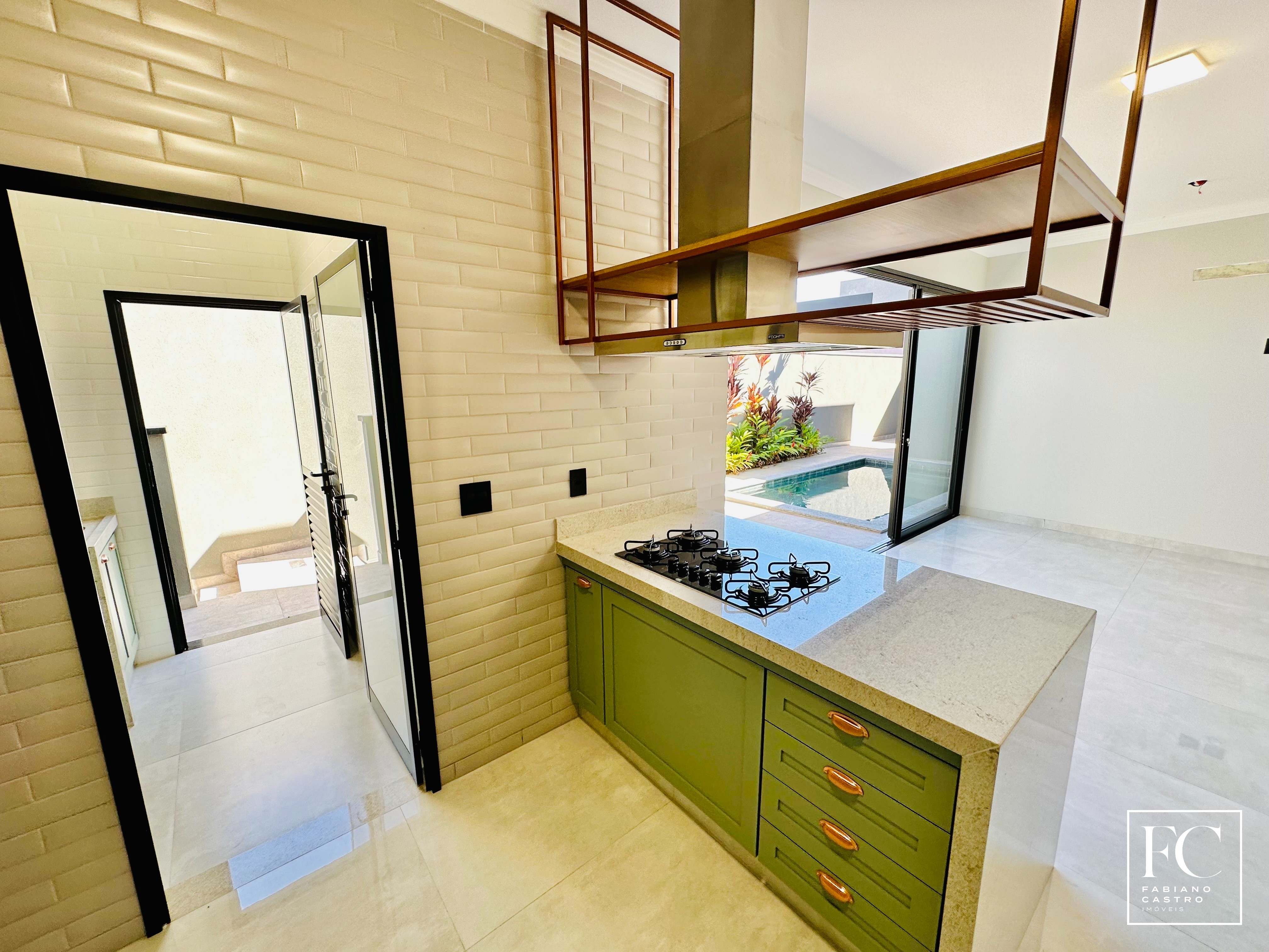 Casa de Condomínio com 3 quartos à venda — foto 17 de 33