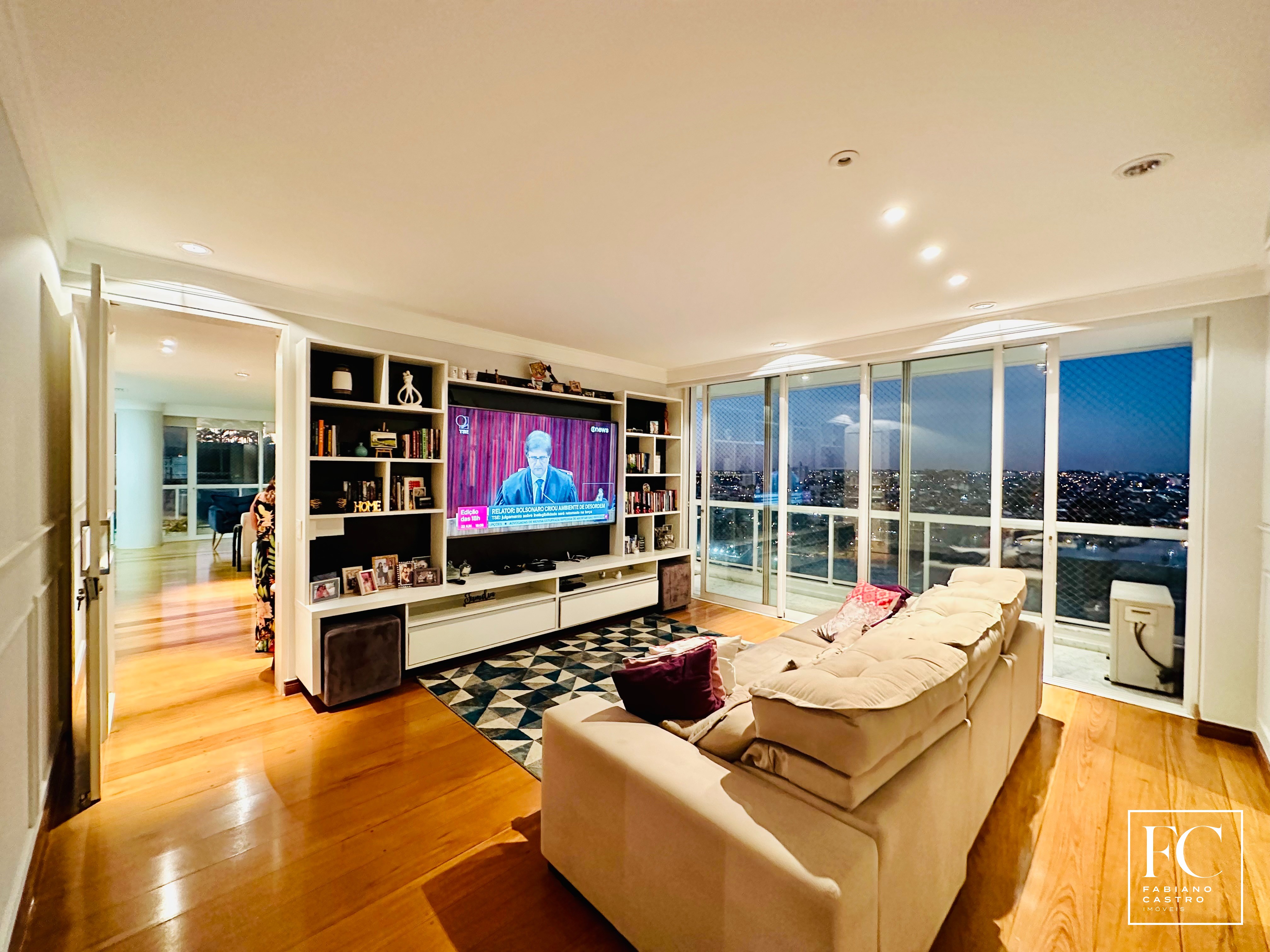 Apartamento com 4 quartos à venda, 306m² — foto 11 de 22