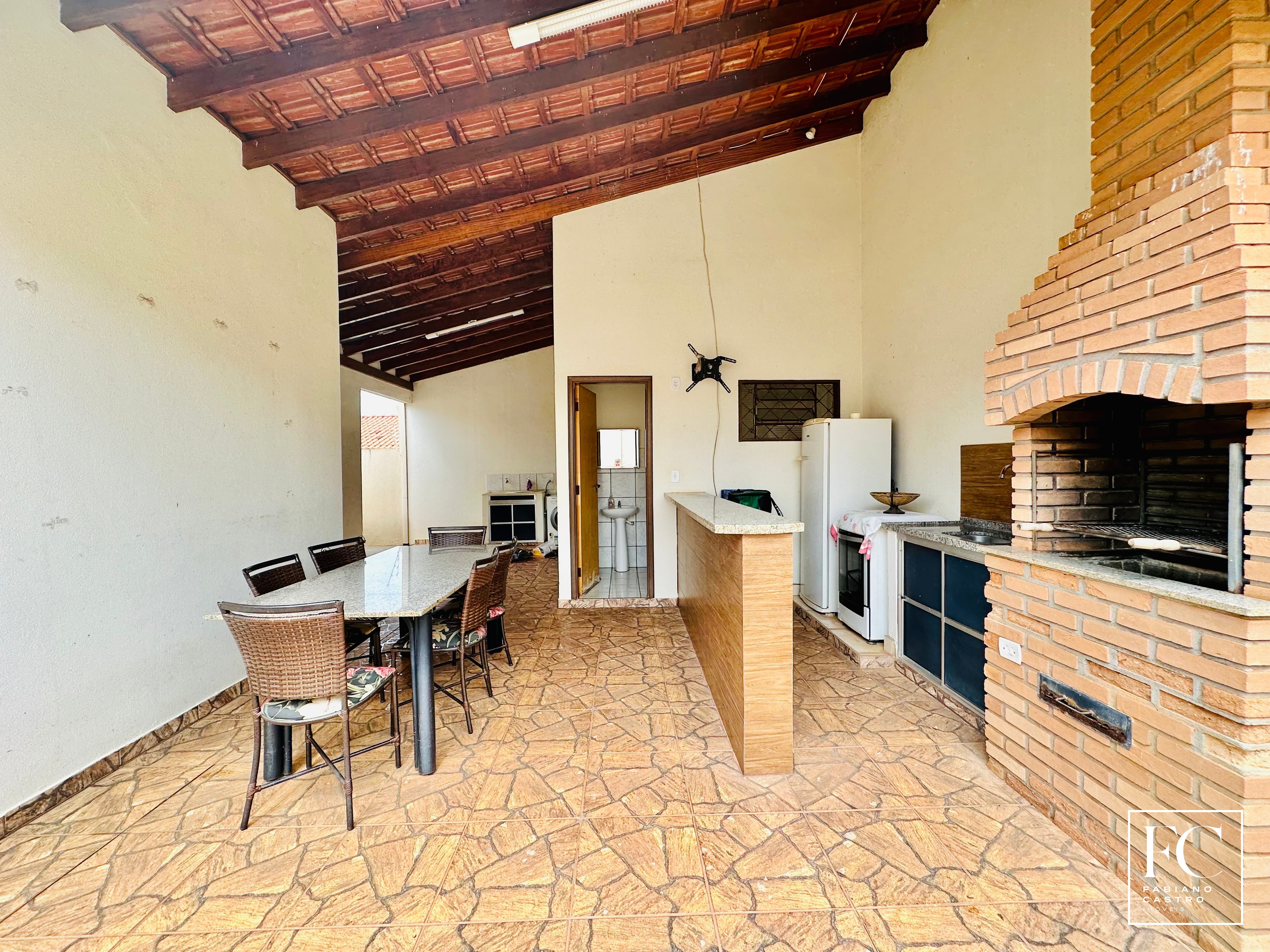 Casa com 3 quartos à venda — foto 10 de 23
