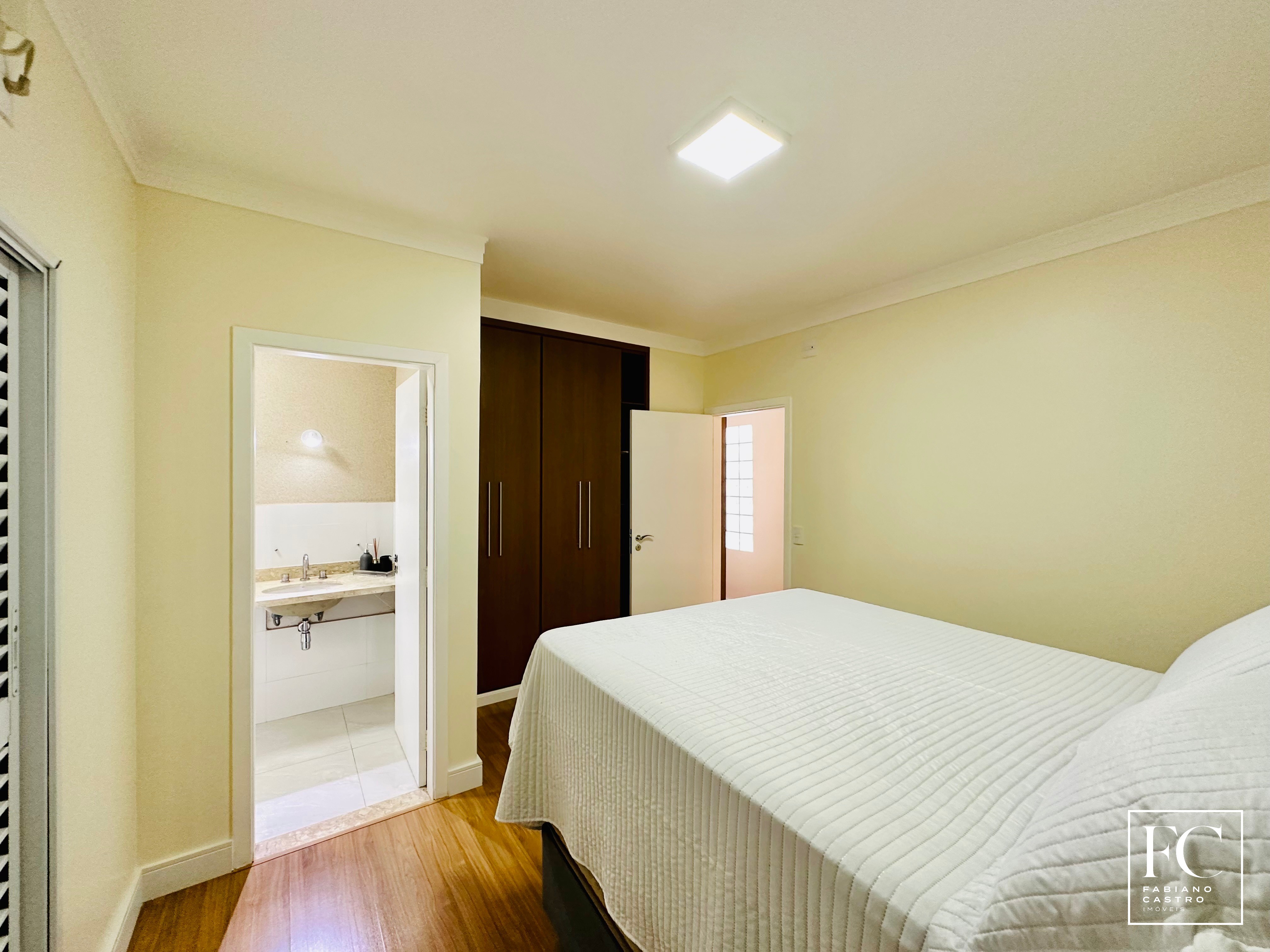 Casa de Condomínio com 3 quartos à venda — foto 24 de 31