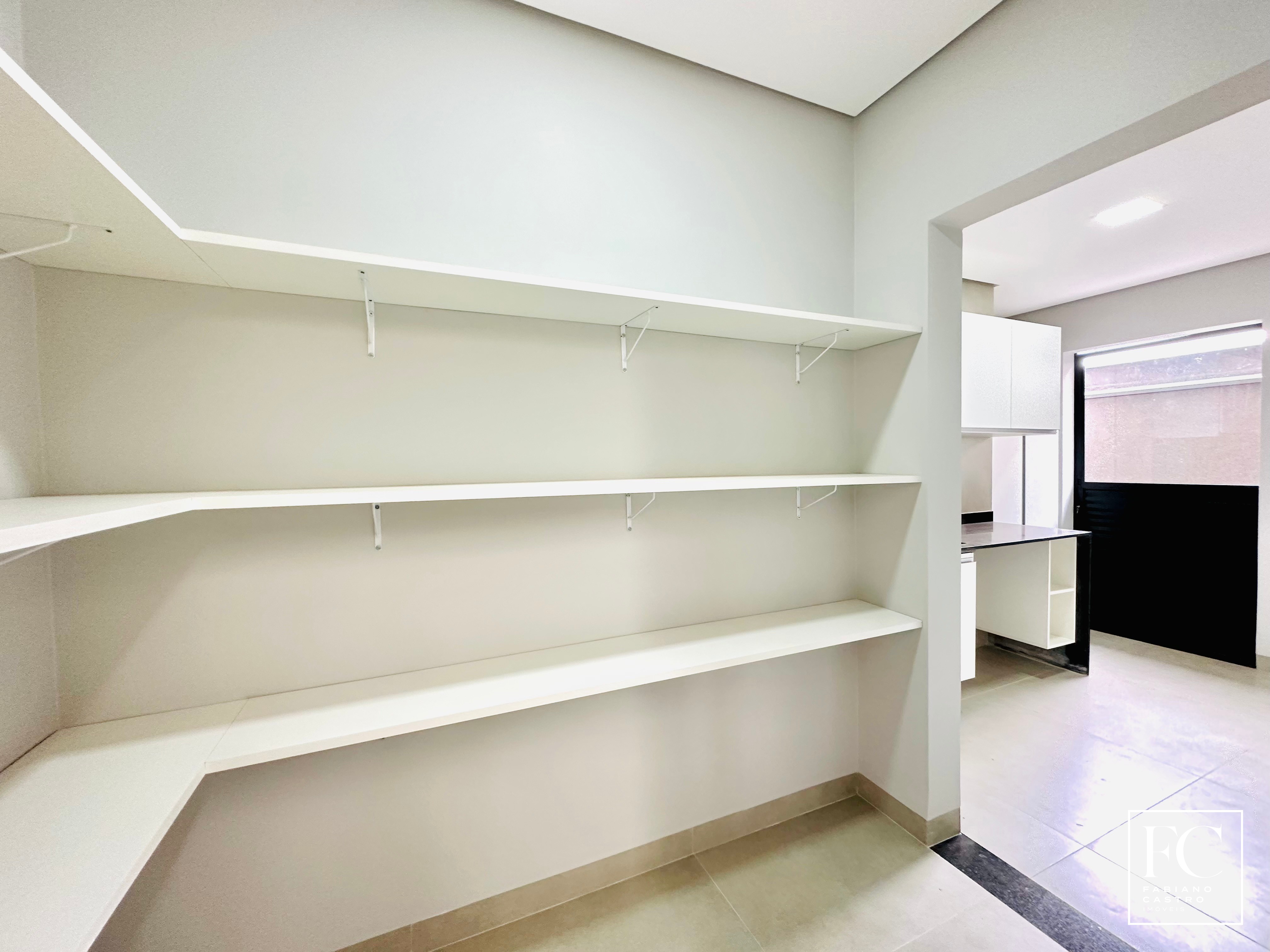 Casa de Condomínio com 4 quartos à venda — foto 12 de 27