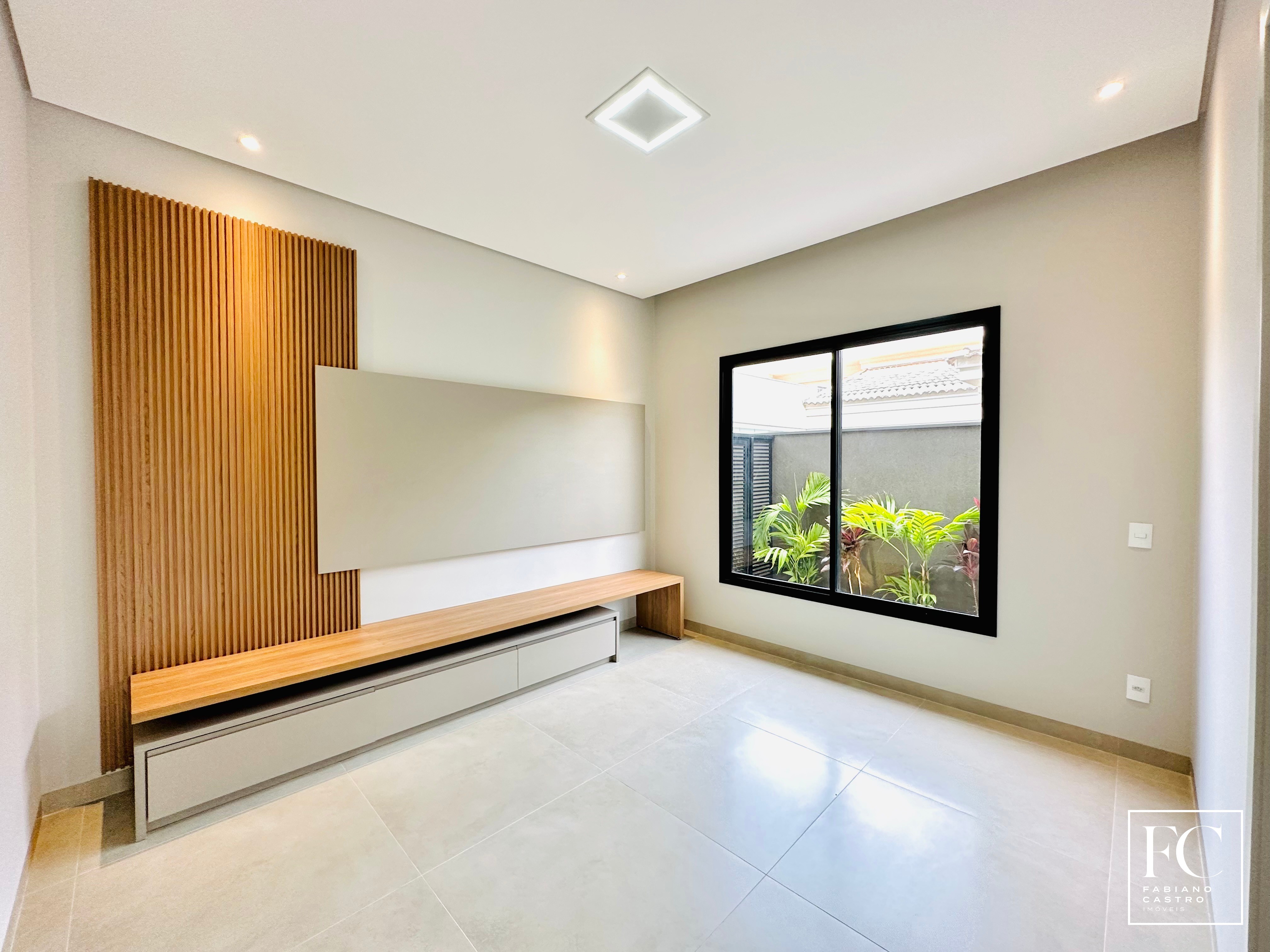 Casa de Condomínio com 4 quartos à venda — foto 3 de 27
