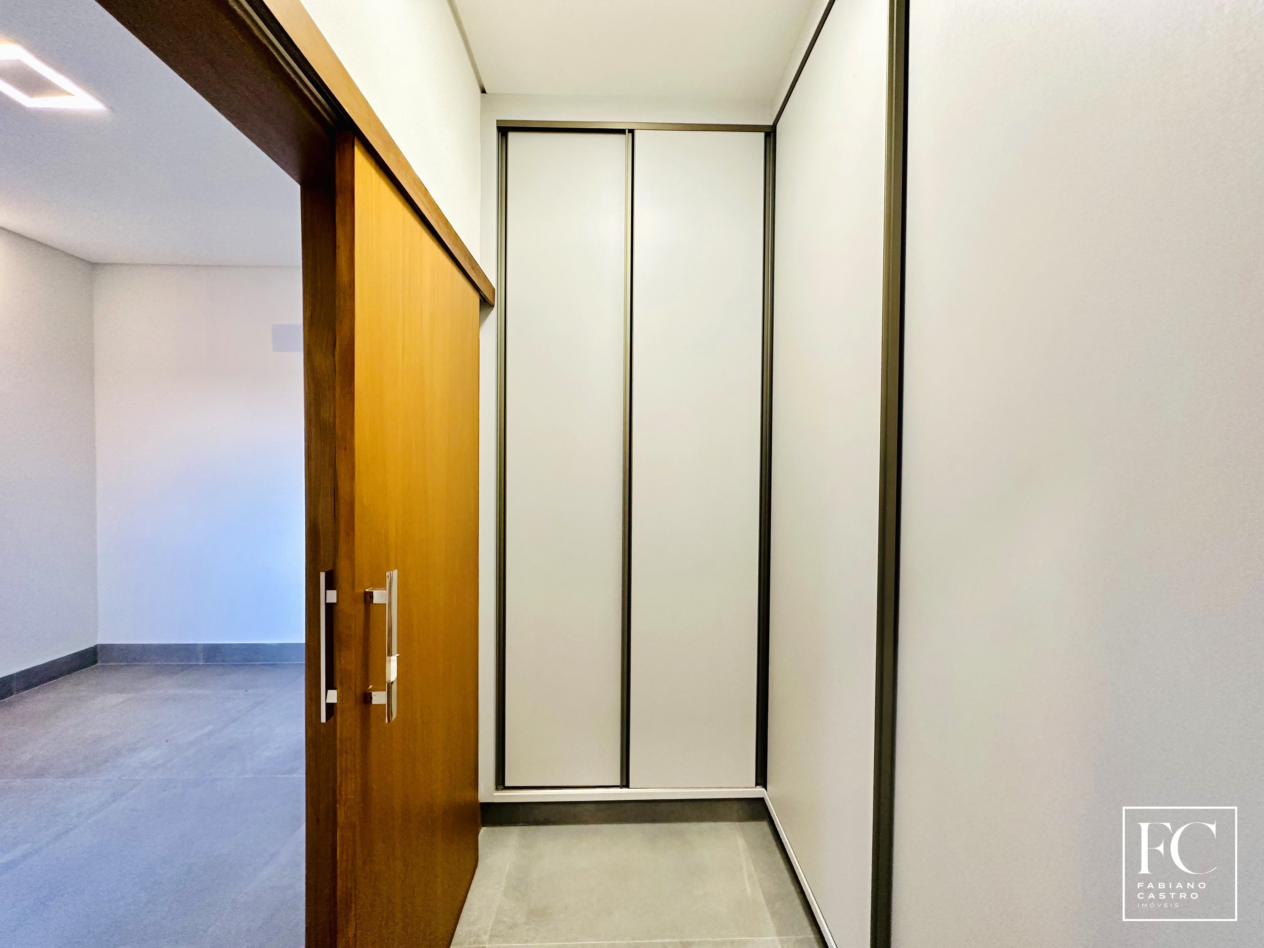 Casa de Condomínio com 3 quartos à venda — foto 24 de 25