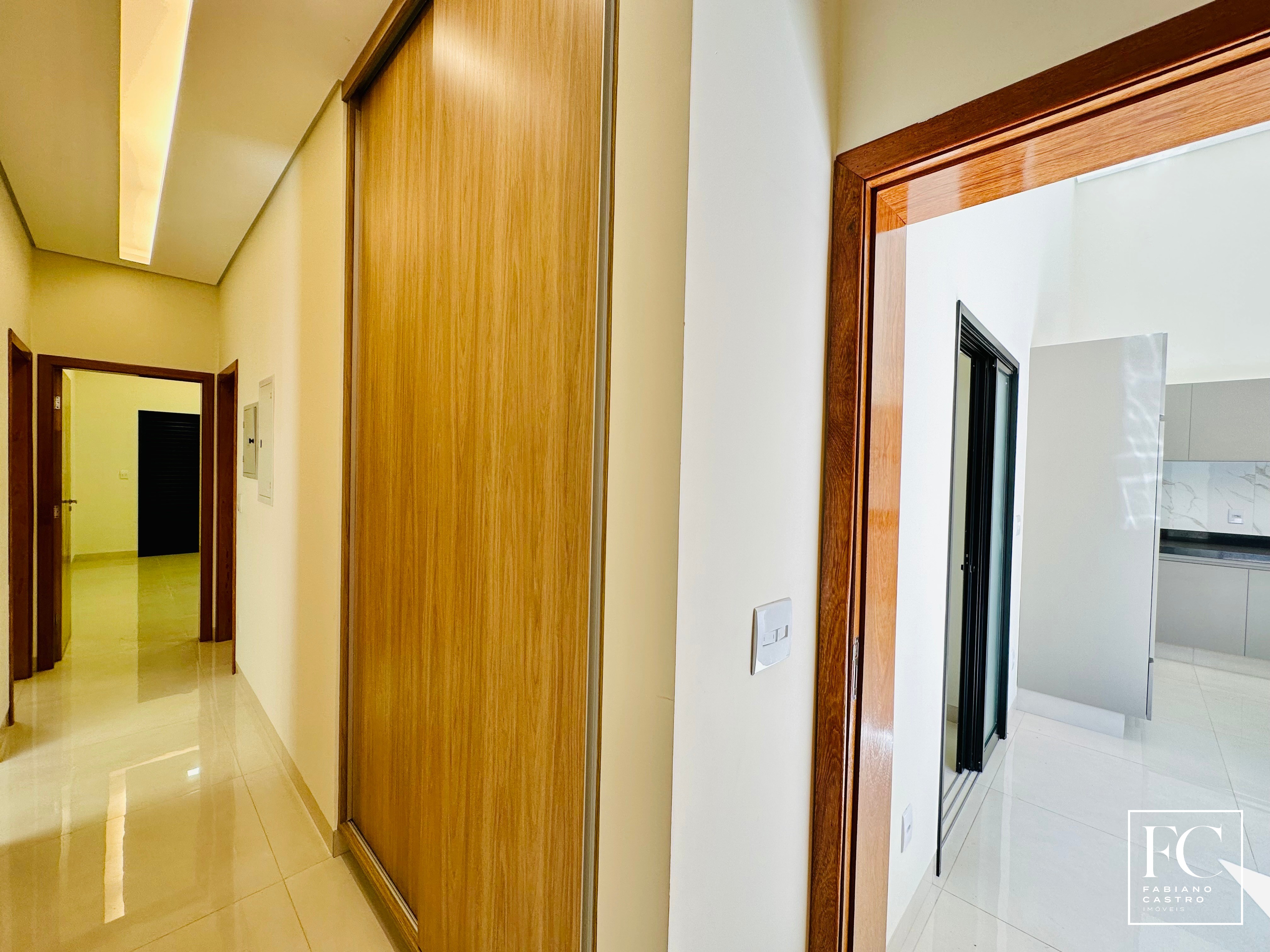 Casa de Condomínio com 3 quartos à venda — foto 20 de 33