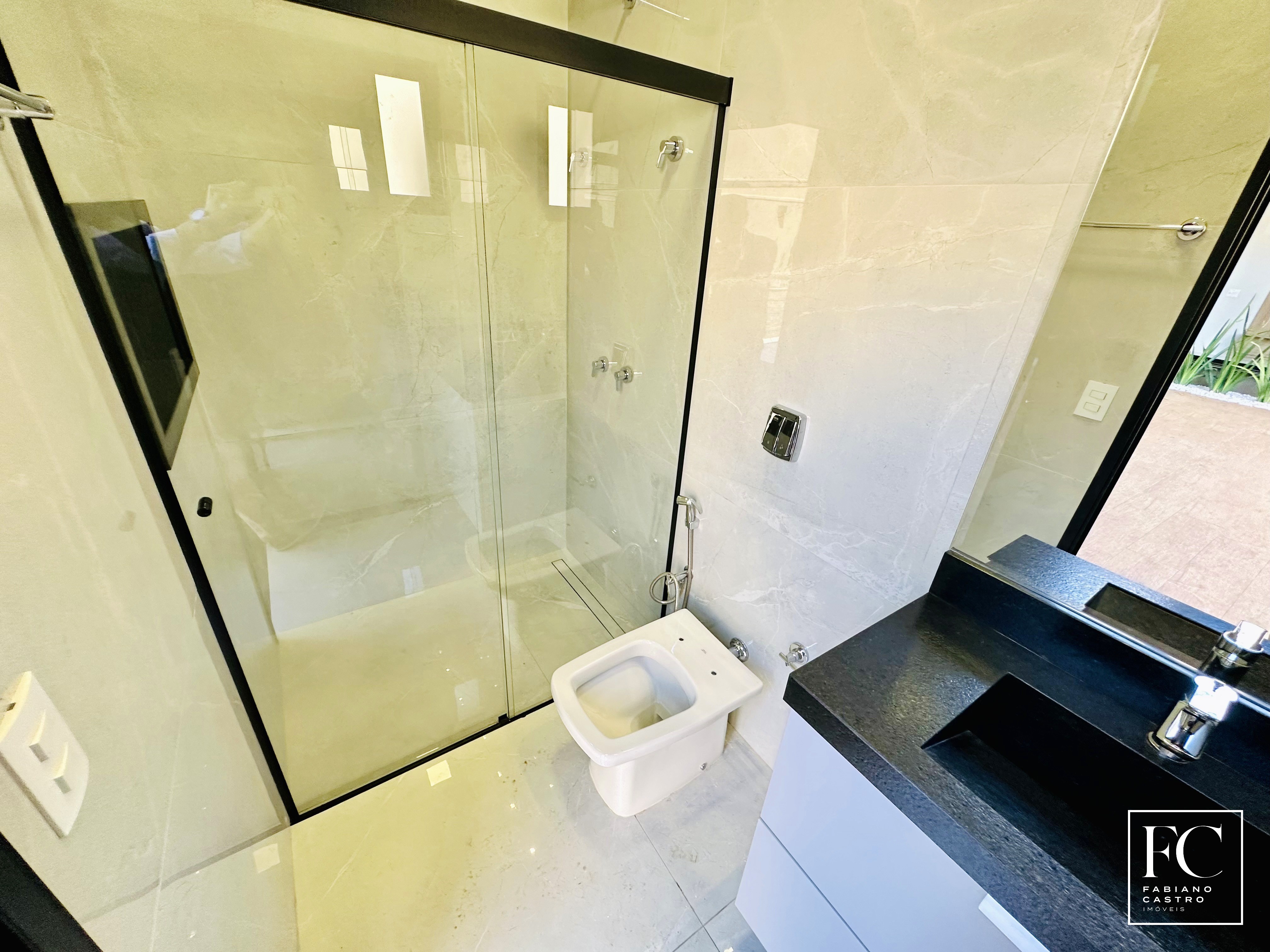 Casa de Condomínio com 3 quartos à venda — foto 16 de 33