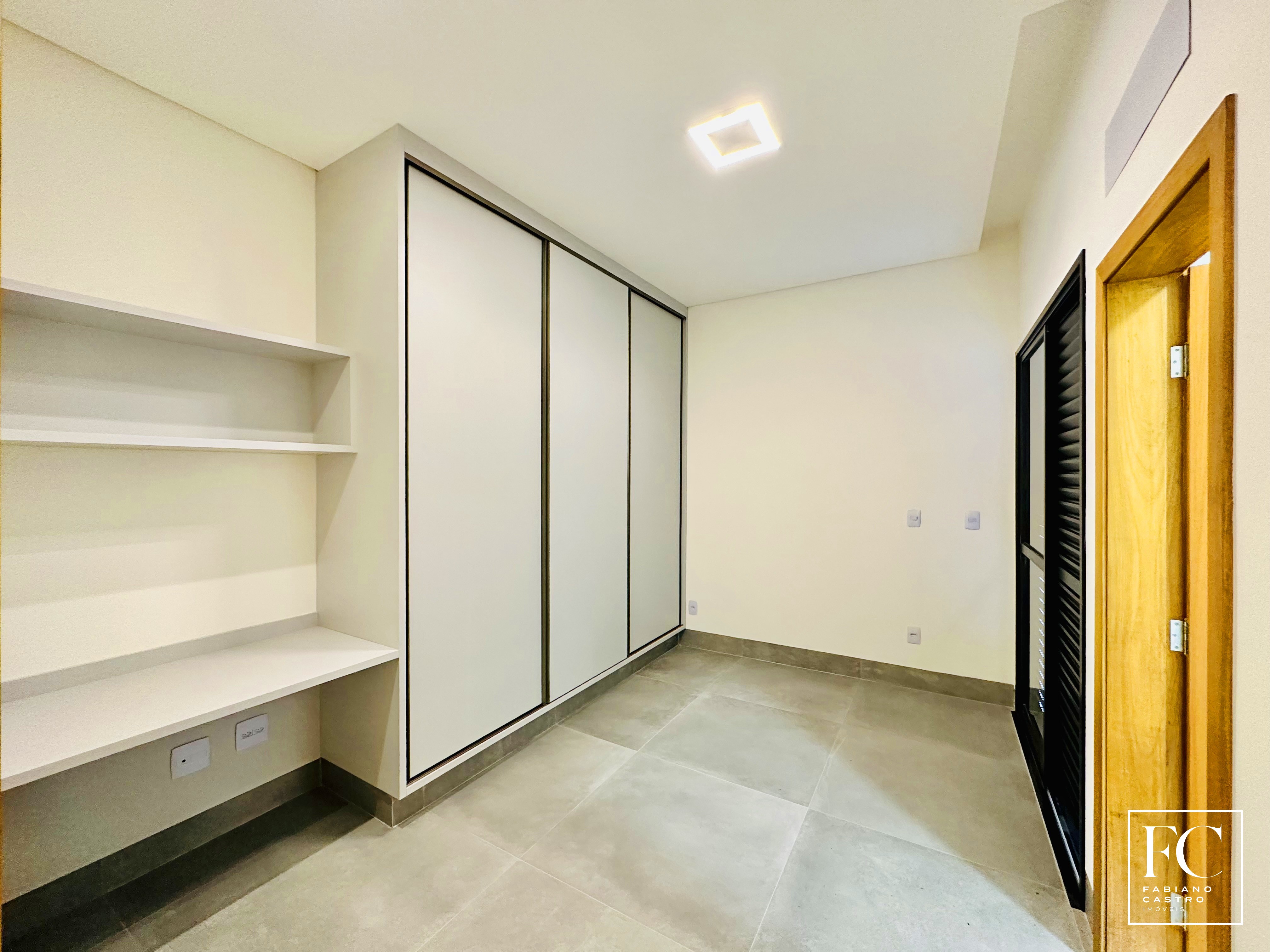 Casa de Condomínio com 3 quartos à venda — foto 20 de 25