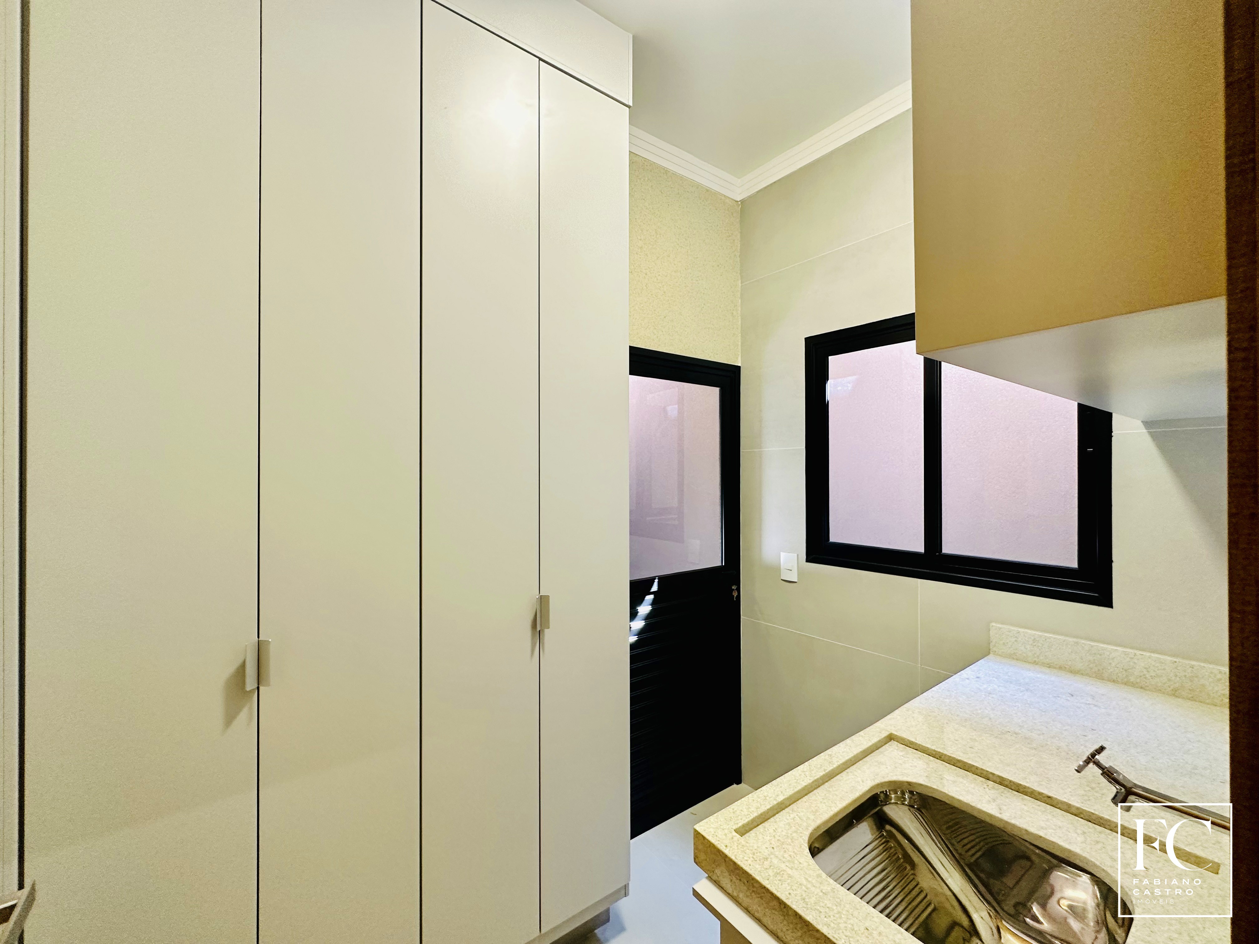 Casa de Condomínio com 3 quartos à venda — foto 14 de 33