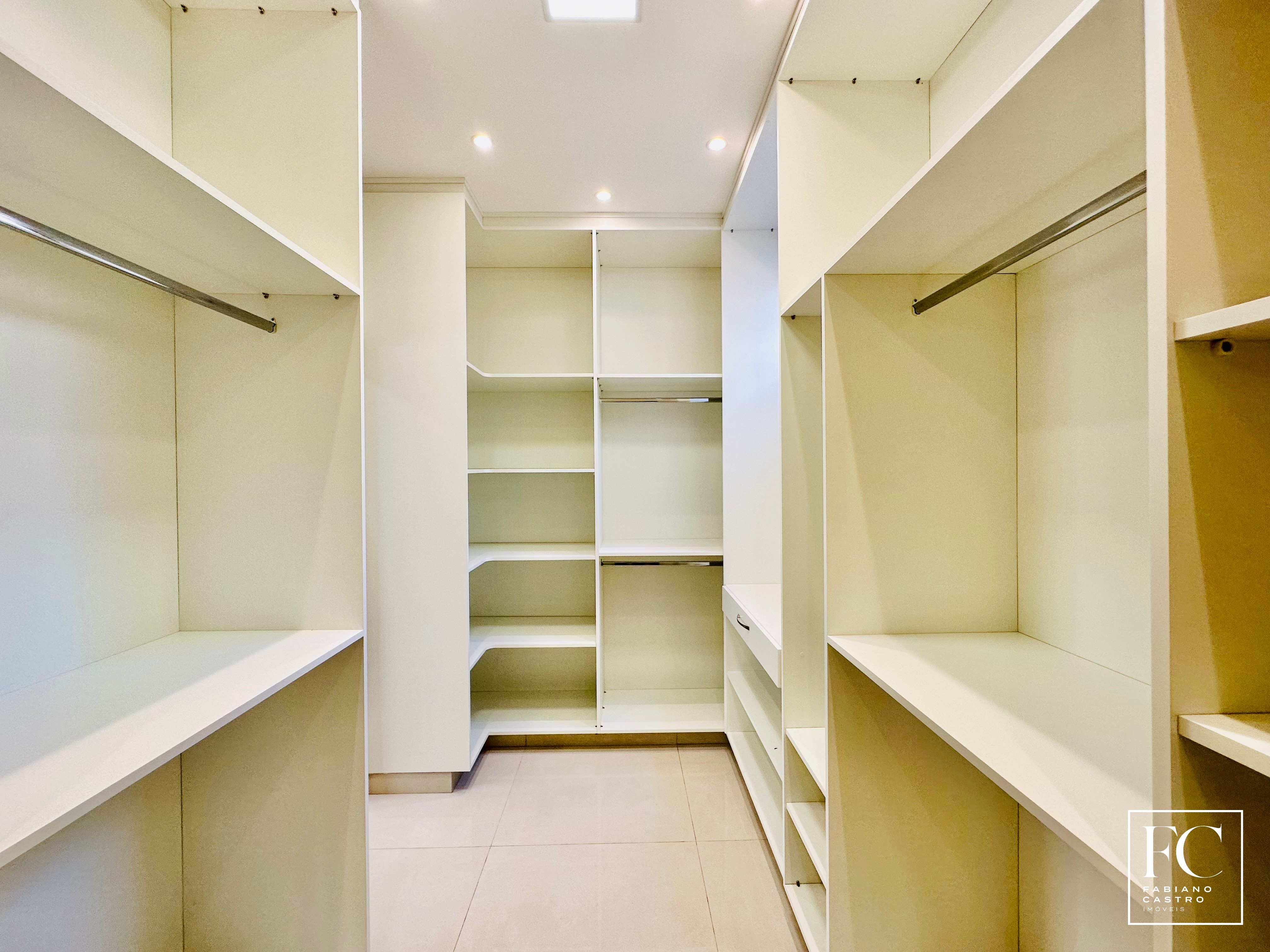 Casa de Condomínio com 3 quartos à venda — foto 30 de 33
