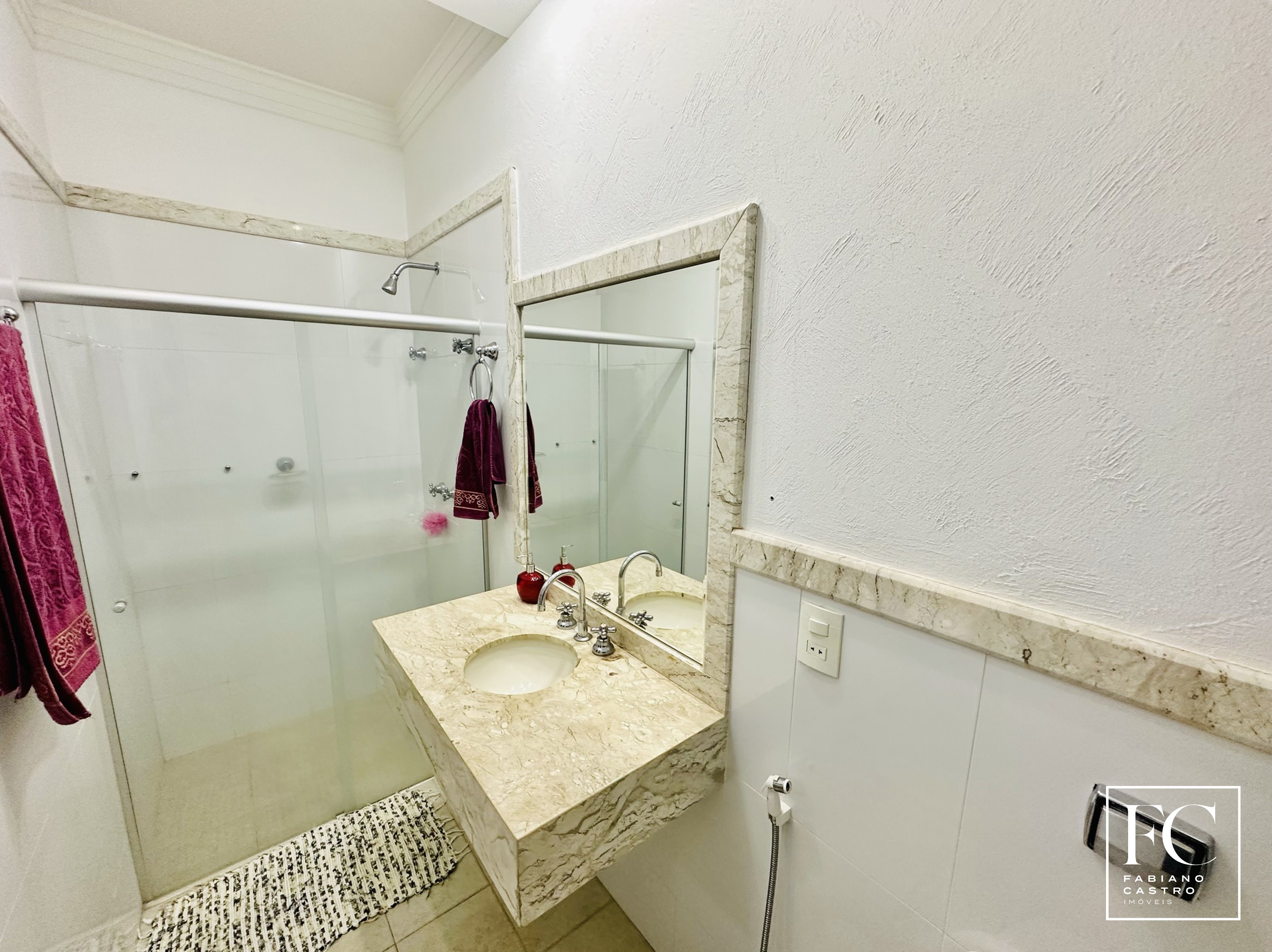 Casa de Condomínio com 4 quartos à venda — foto 21 de 35