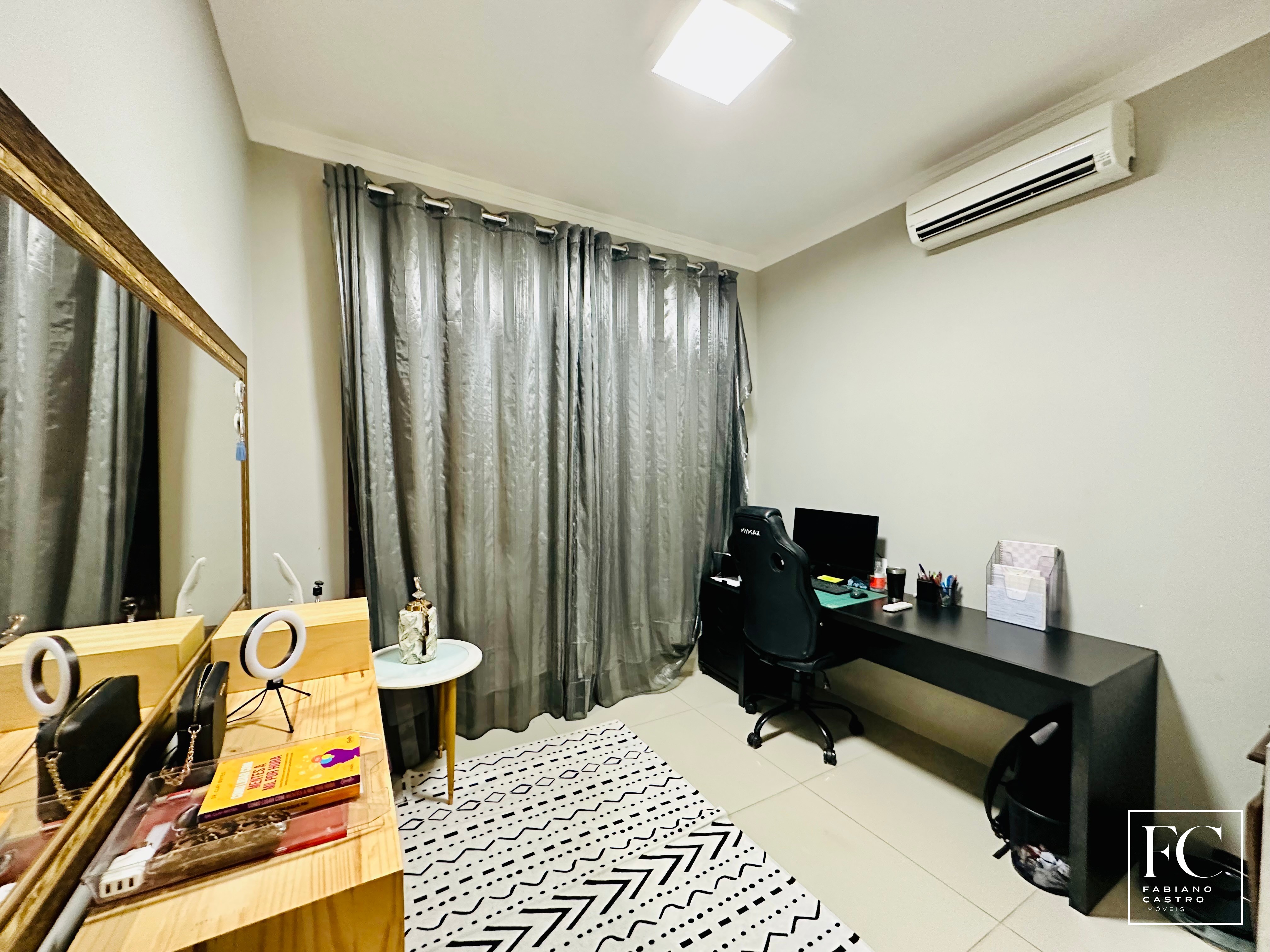 Casa de Condomínio com 3 quartos à venda — foto 4 de 39