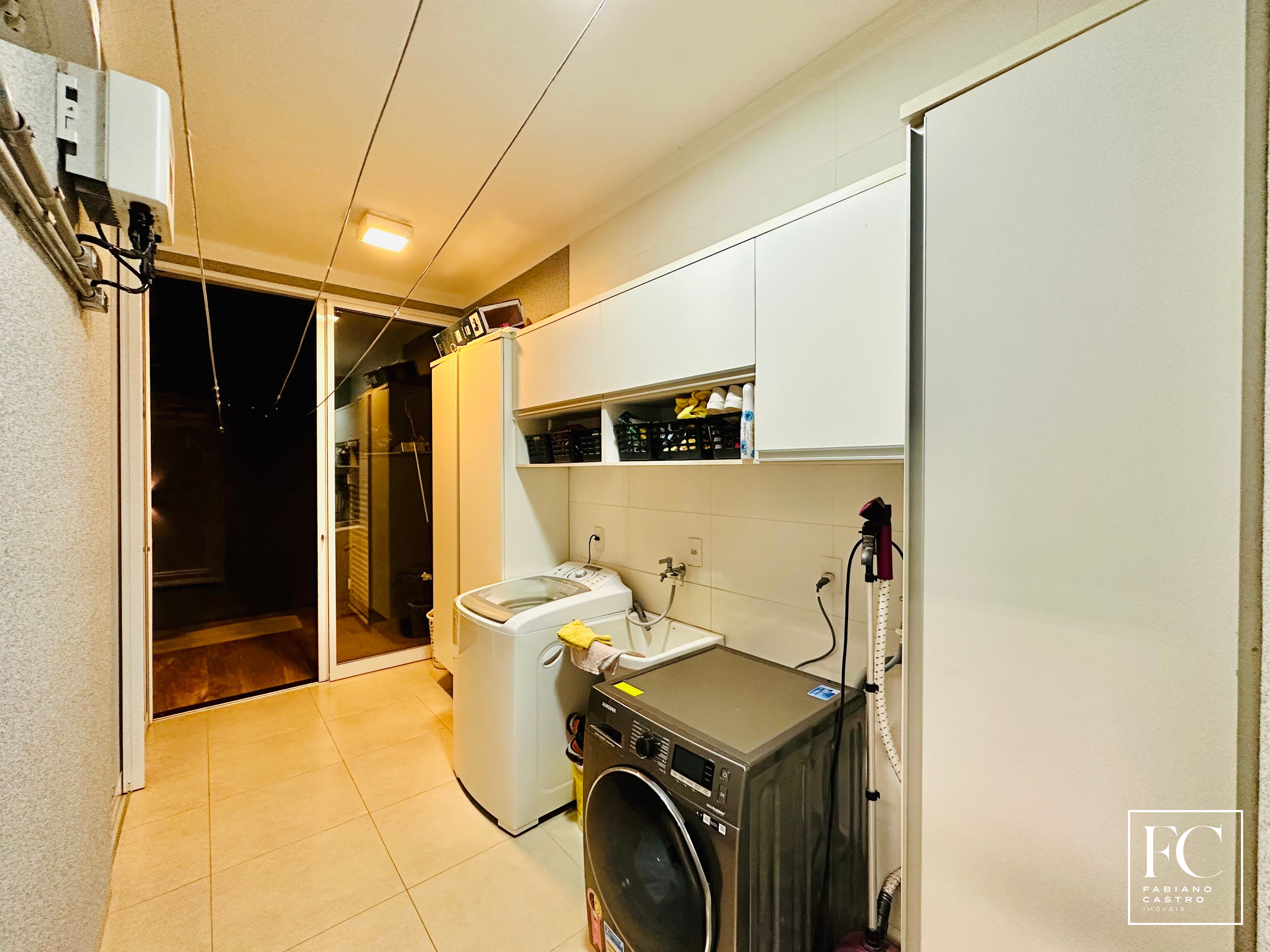 Casa de Condomínio com 3 quartos à venda — foto 21 de 39