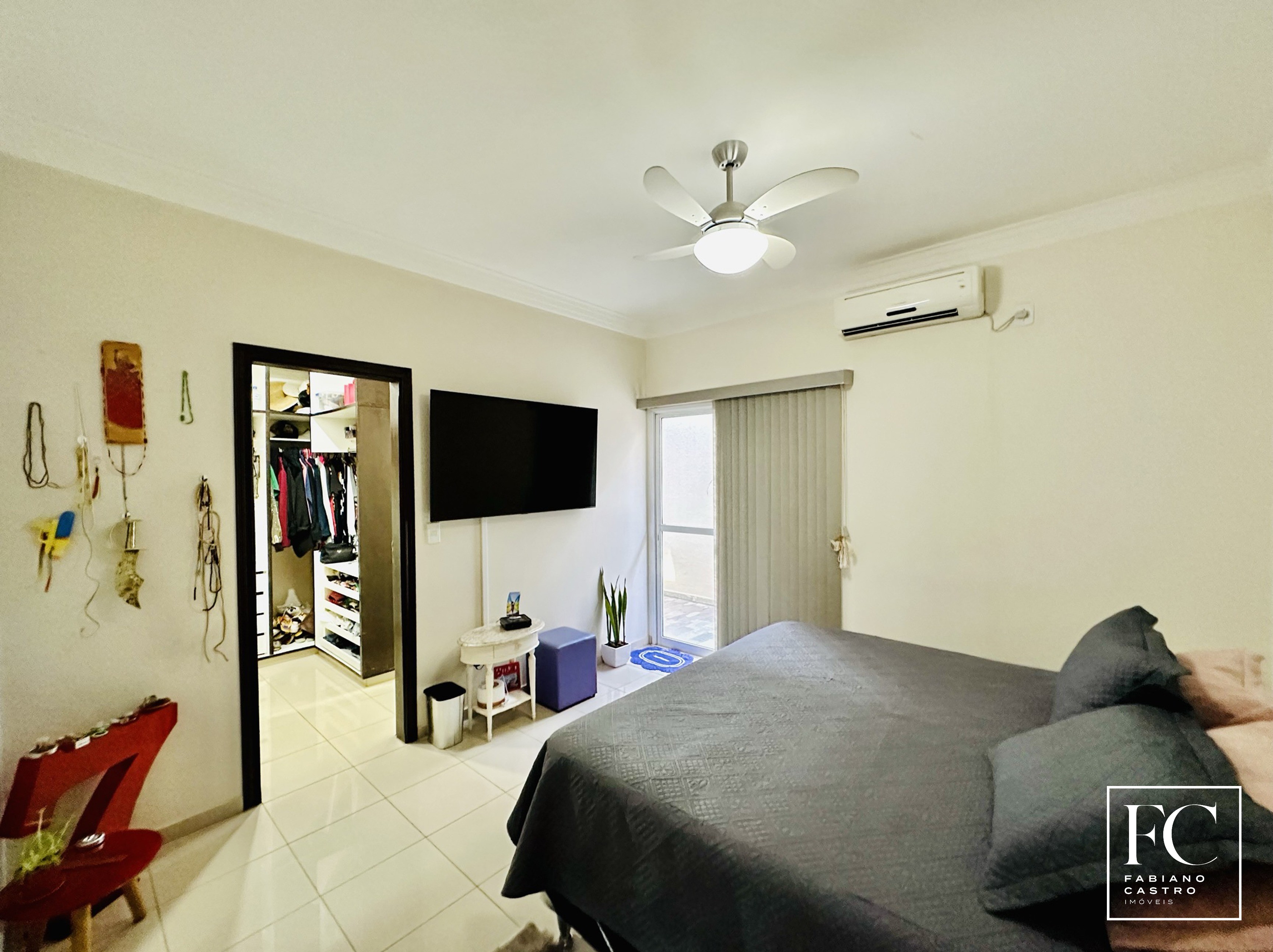 Casa de Condomínio com 4 quartos à venda — foto 12 de 35