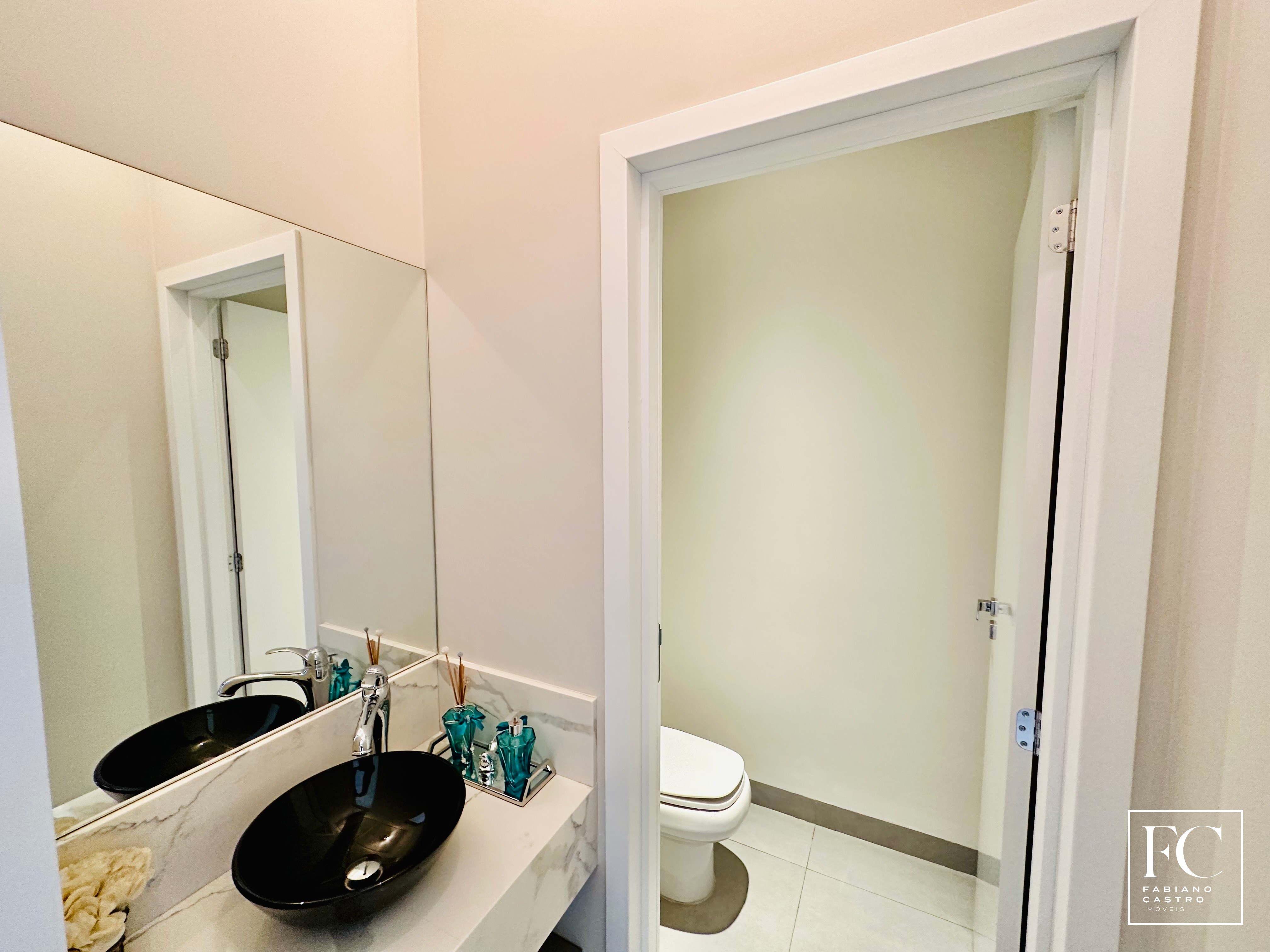 Casa de Condomínio com 3 quartos à venda — foto 4 de 30