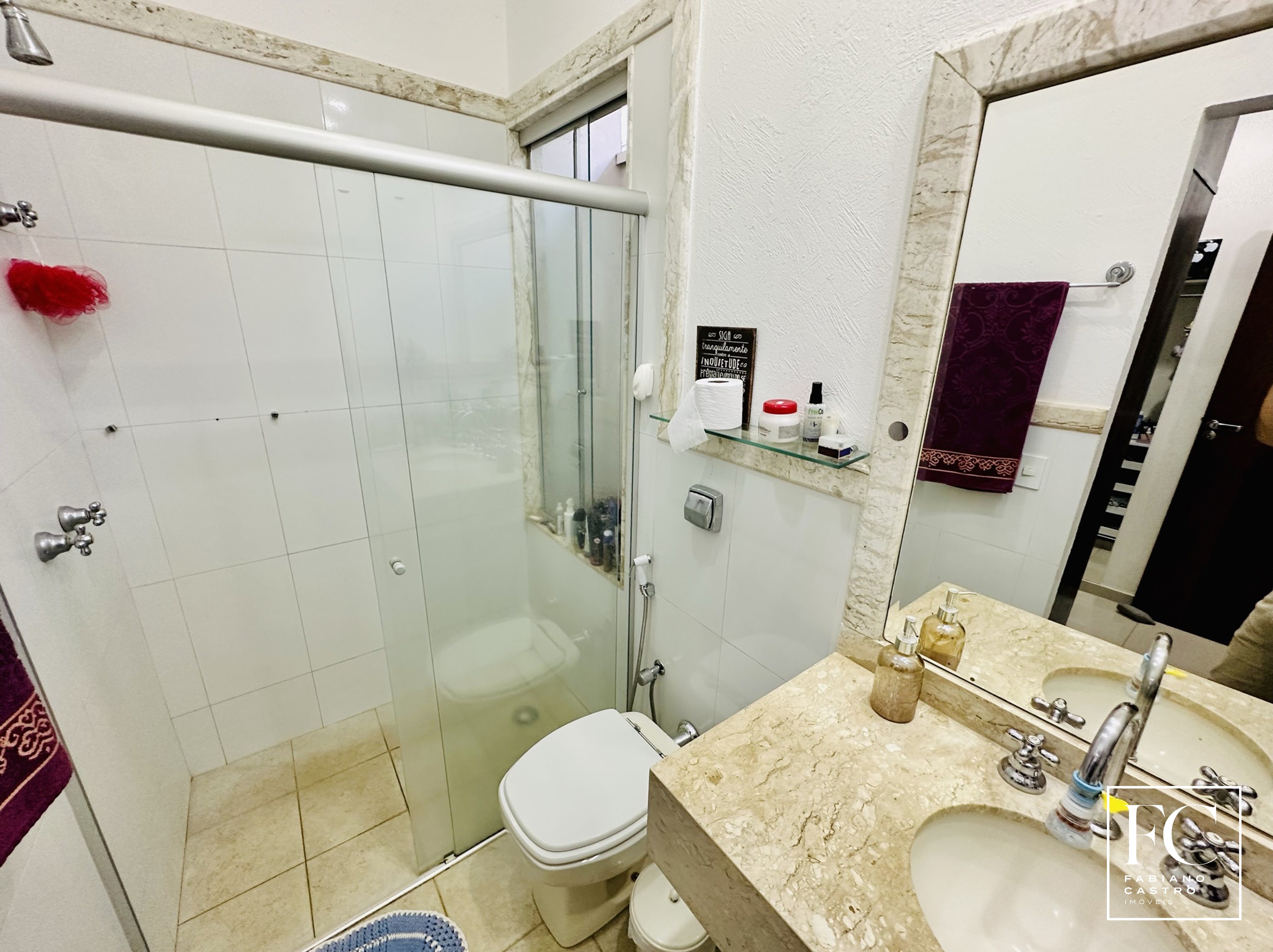 Casa de Condomínio com 4 quartos à venda — foto 14 de 35