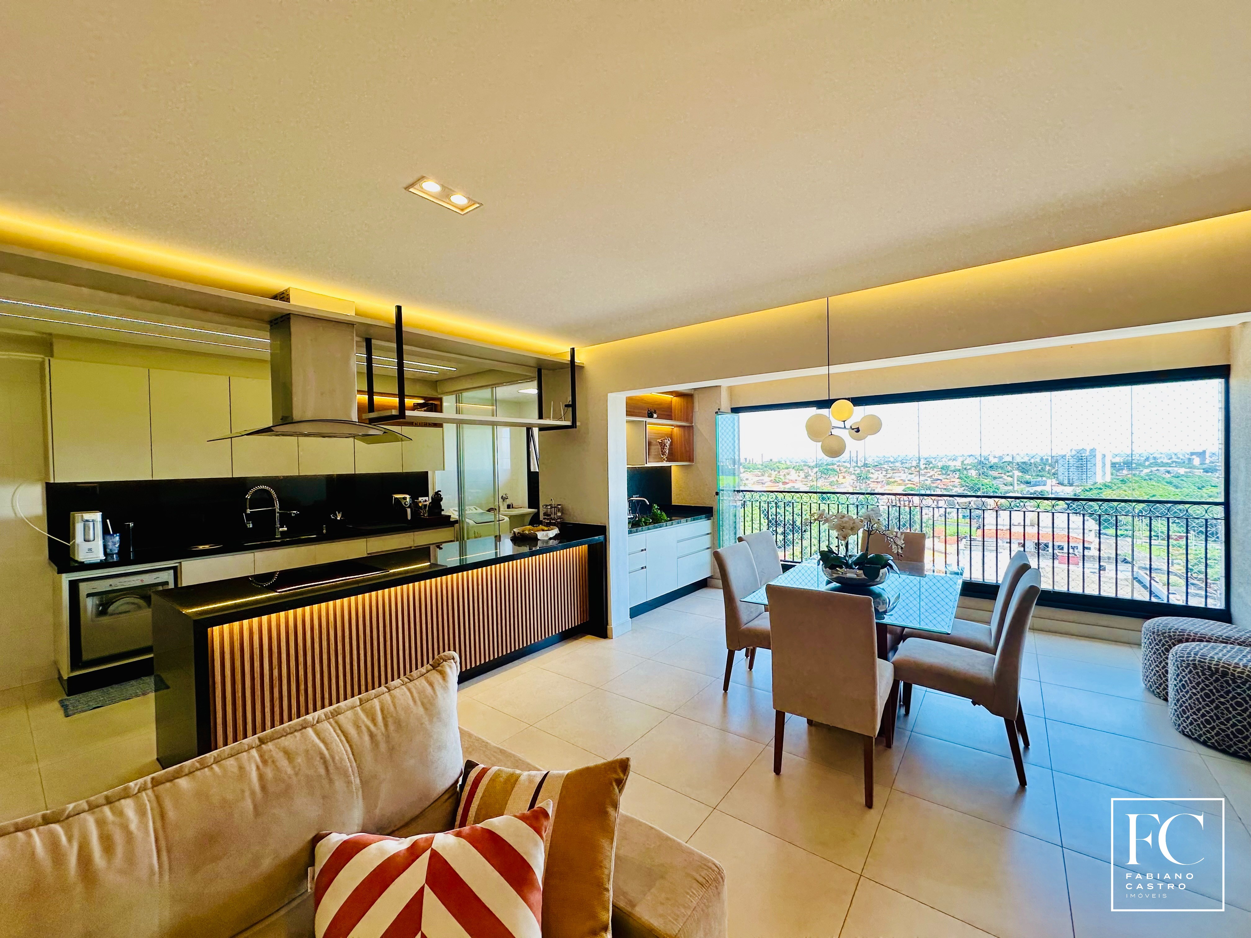 Apartamento com 3 quartos à venda, 124m² — foto 2 de 25