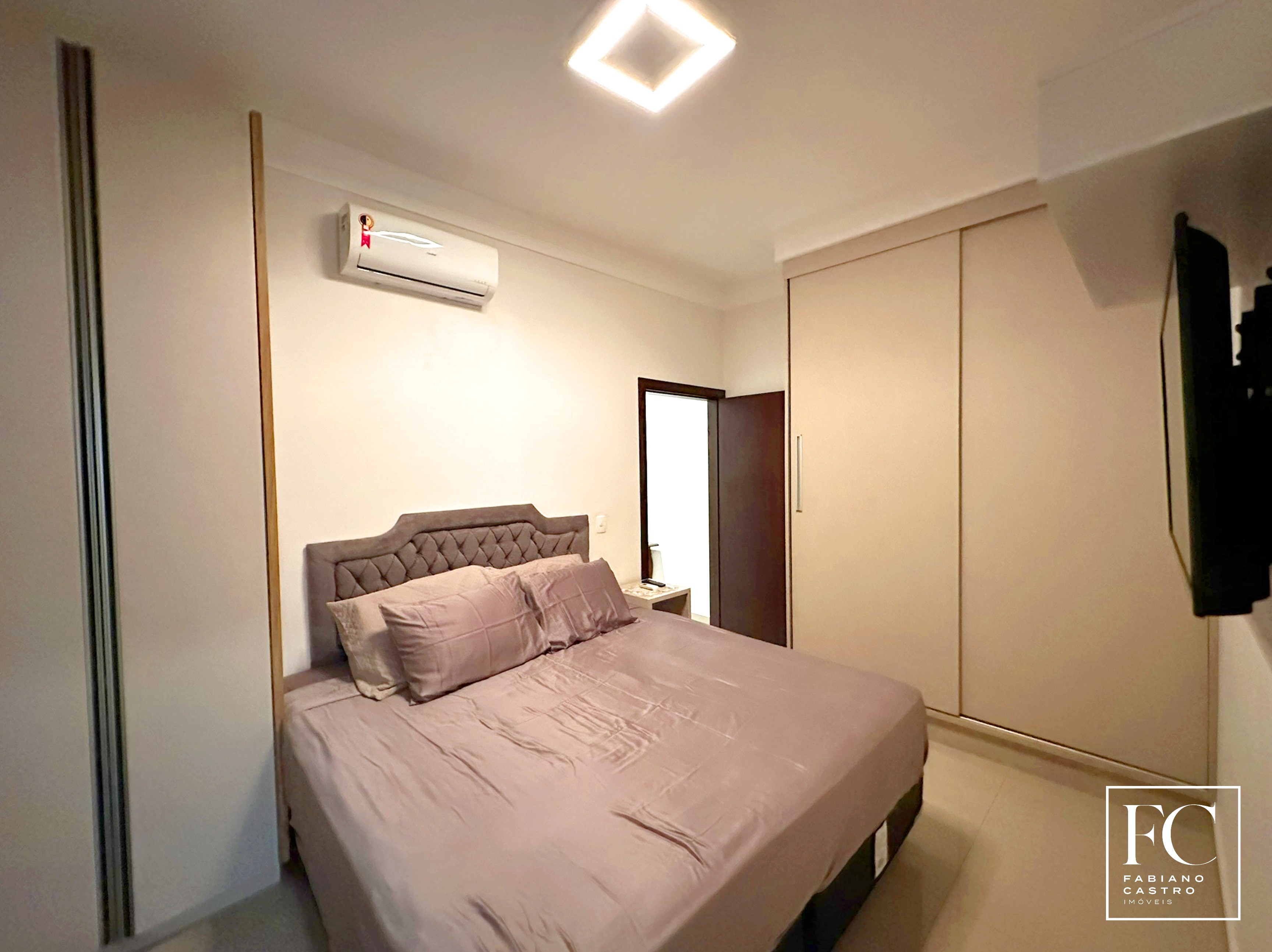 Casa de Condomínio com 3 quartos à venda — foto 22 de 23