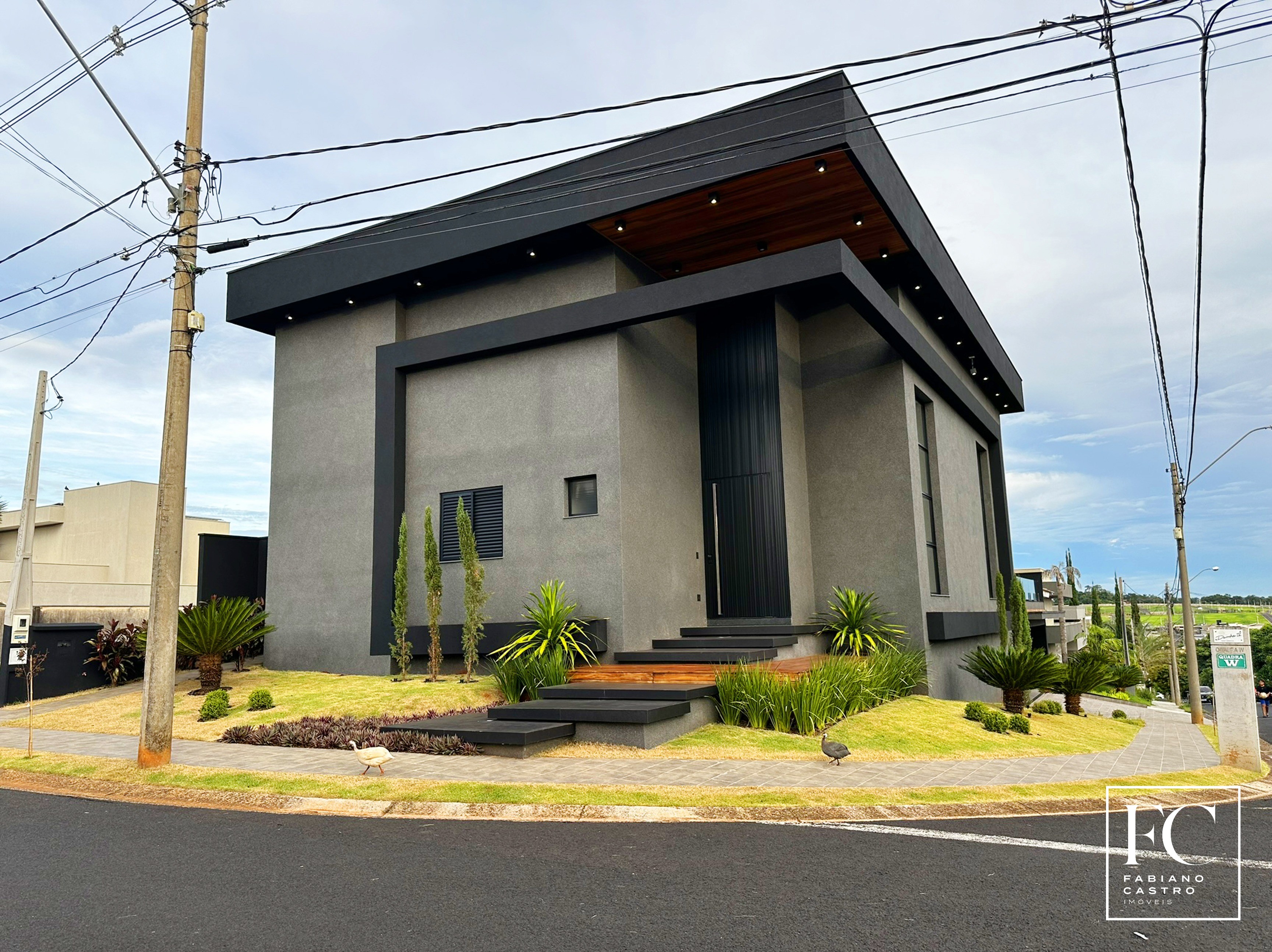 Casa de Condomínio com 3 quartos à venda — foto 4 de 67