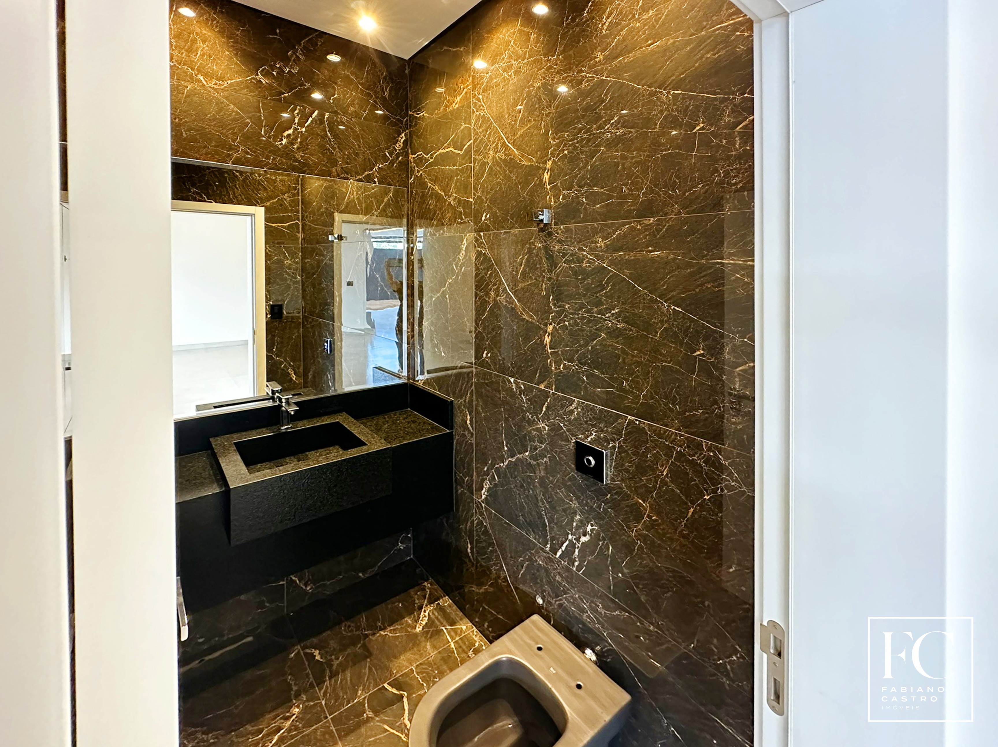 Casa de Condomínio com 3 quartos à venda — foto 14 de 67