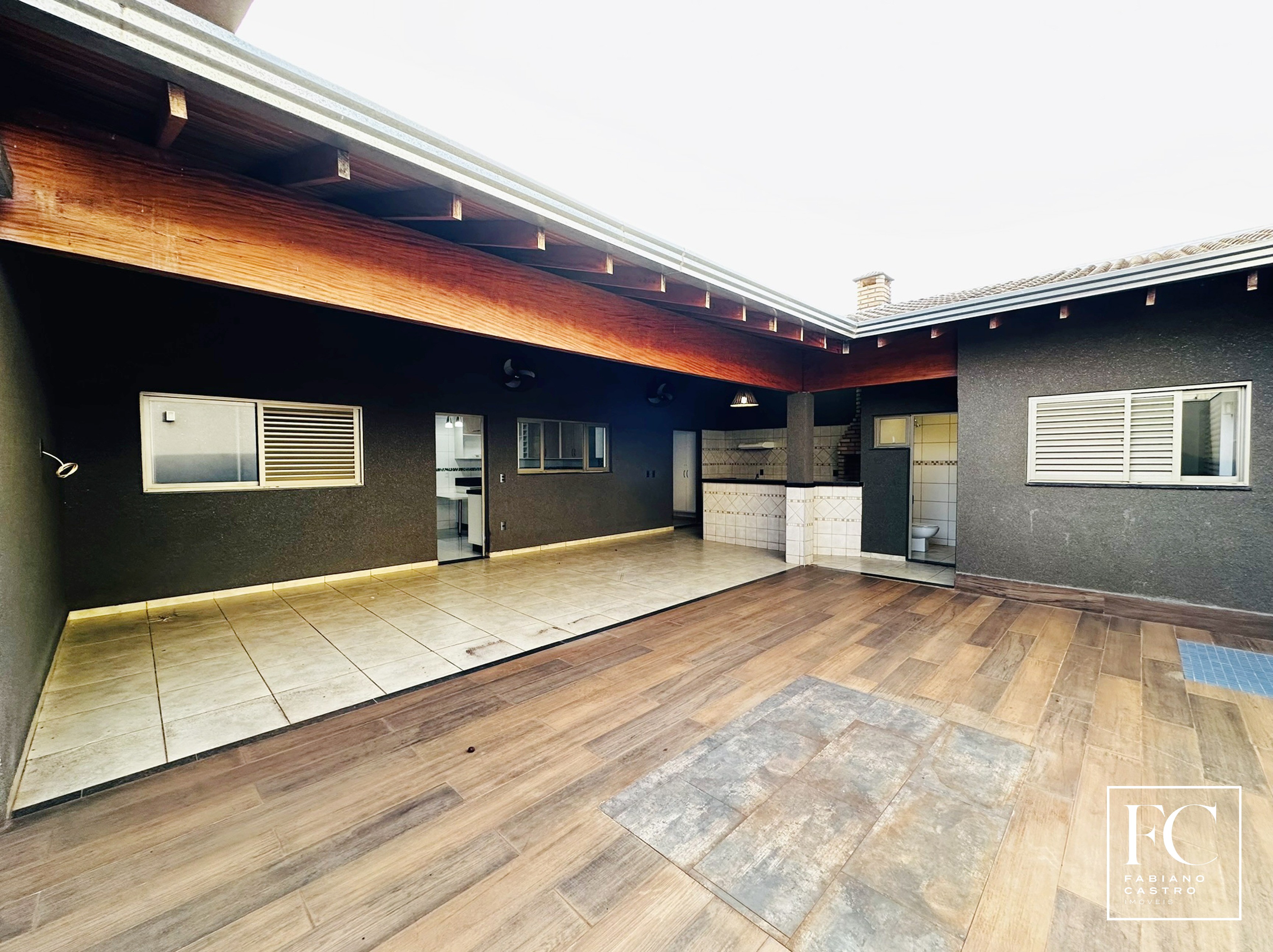 Casa de Condomínio com 3 quartos à venda — foto 17 de 29