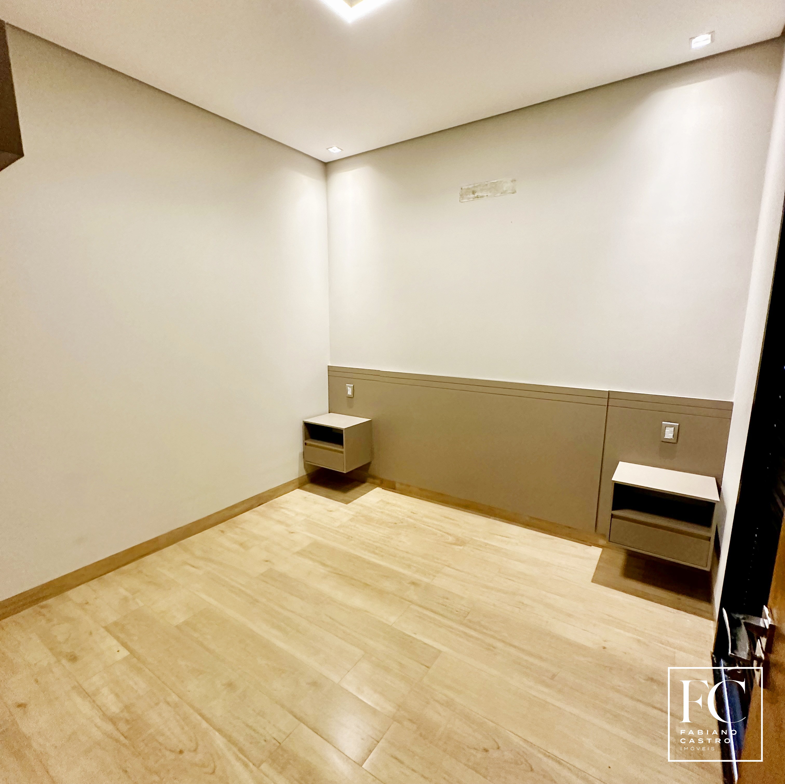 Casa de Condomínio com 3 quartos à venda — foto 22 de 26