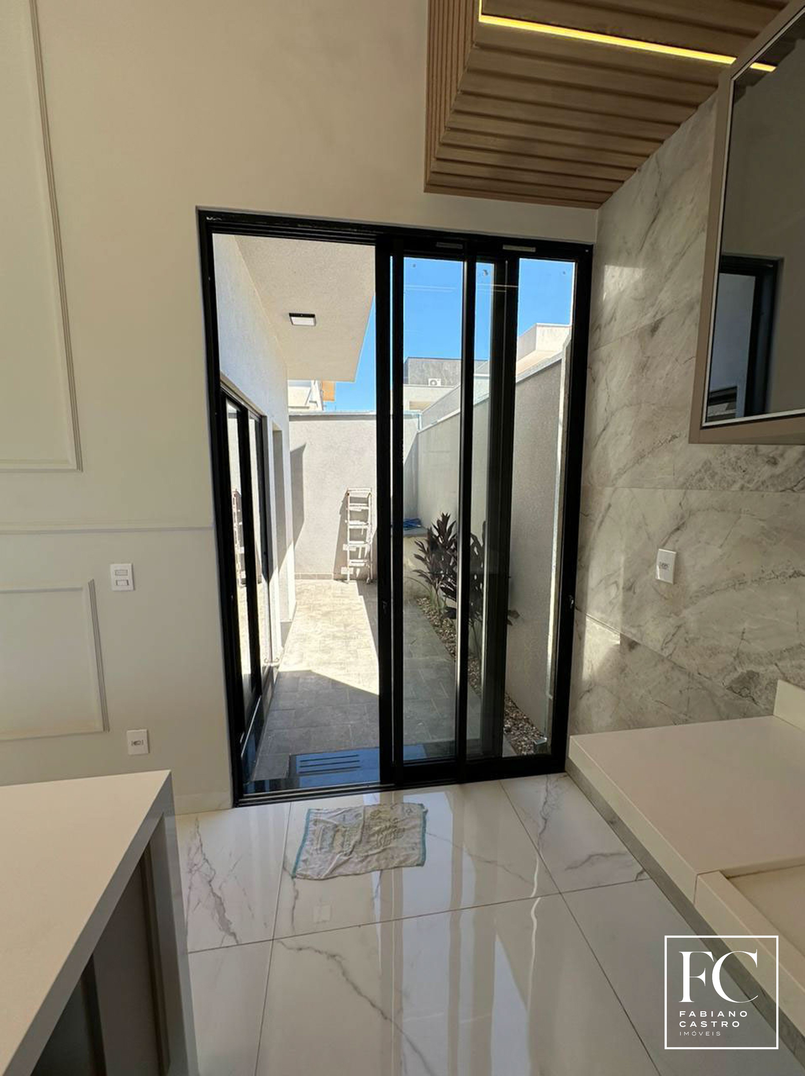 Casa de Condomínio com 3 quartos à venda — foto 21 de 27