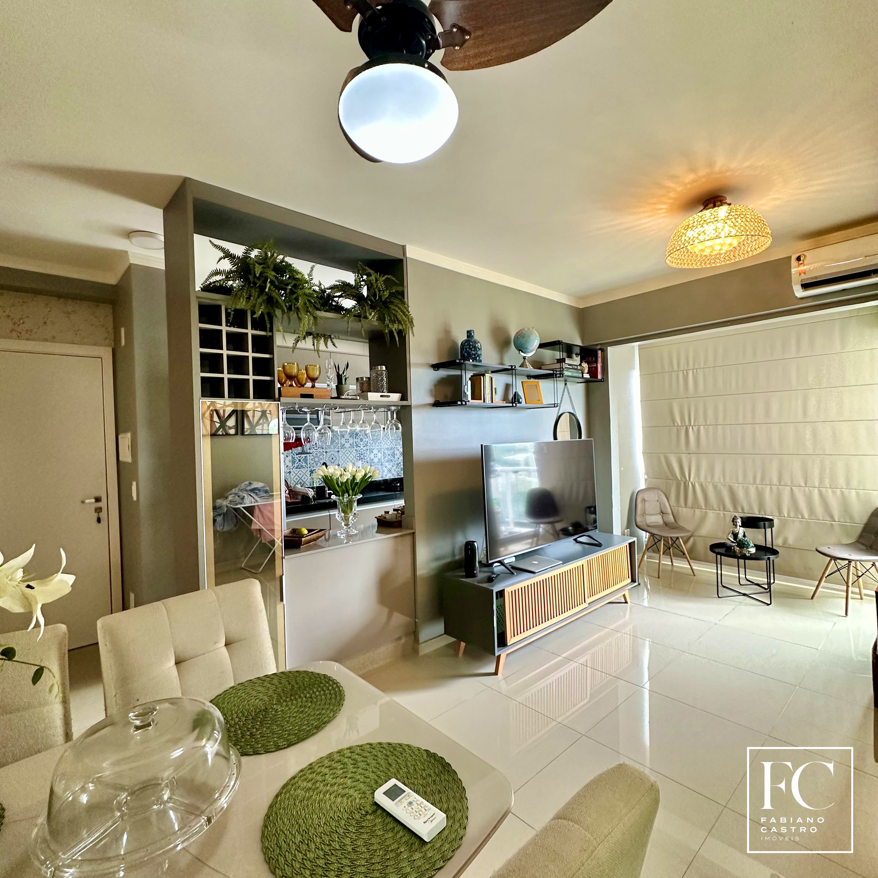 Apartamento com 2 quartos à venda, 59m² — foto 2 de 19