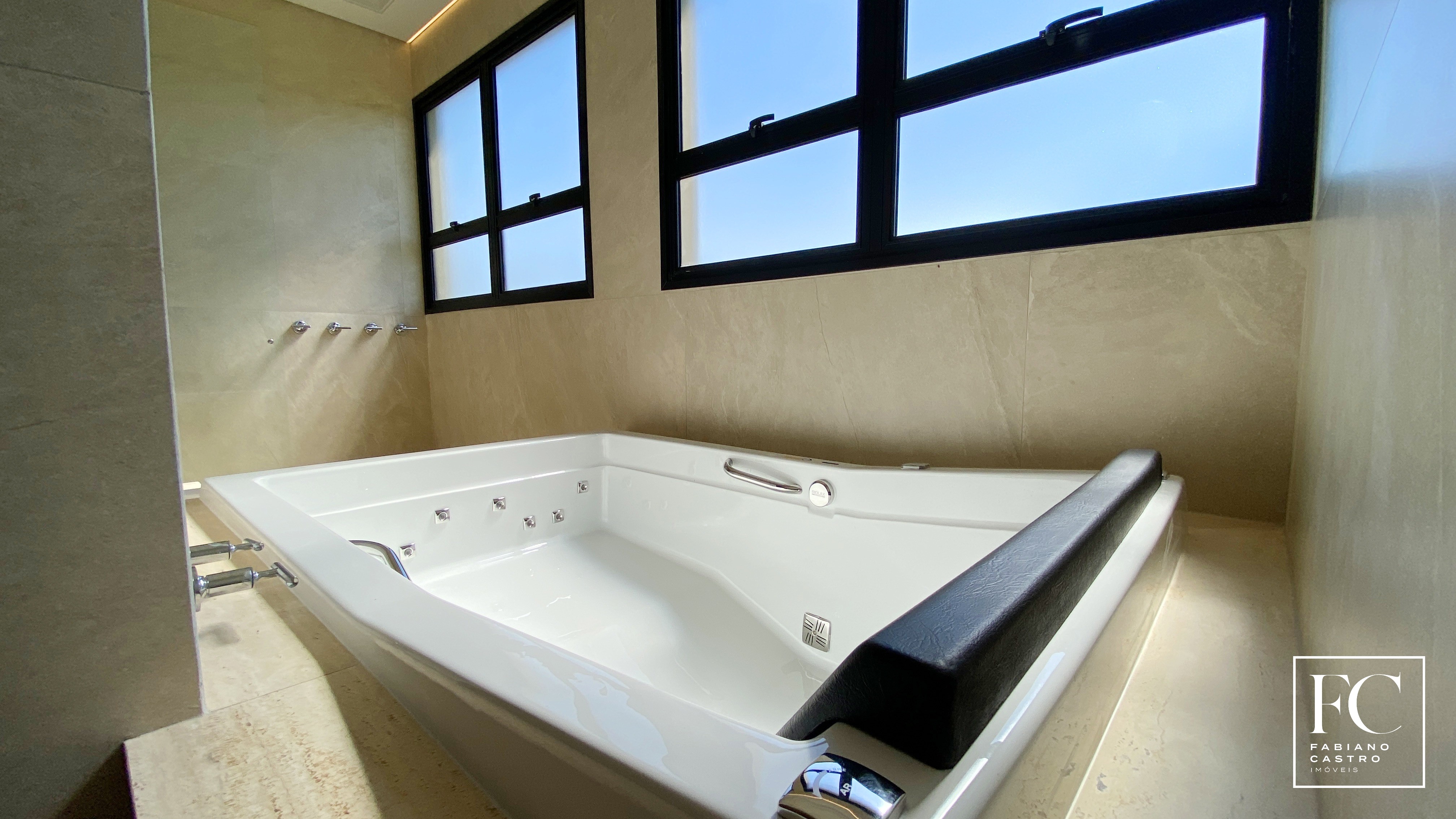 Casa de Condomínio com 4 quartos à venda — foto 44 de 46