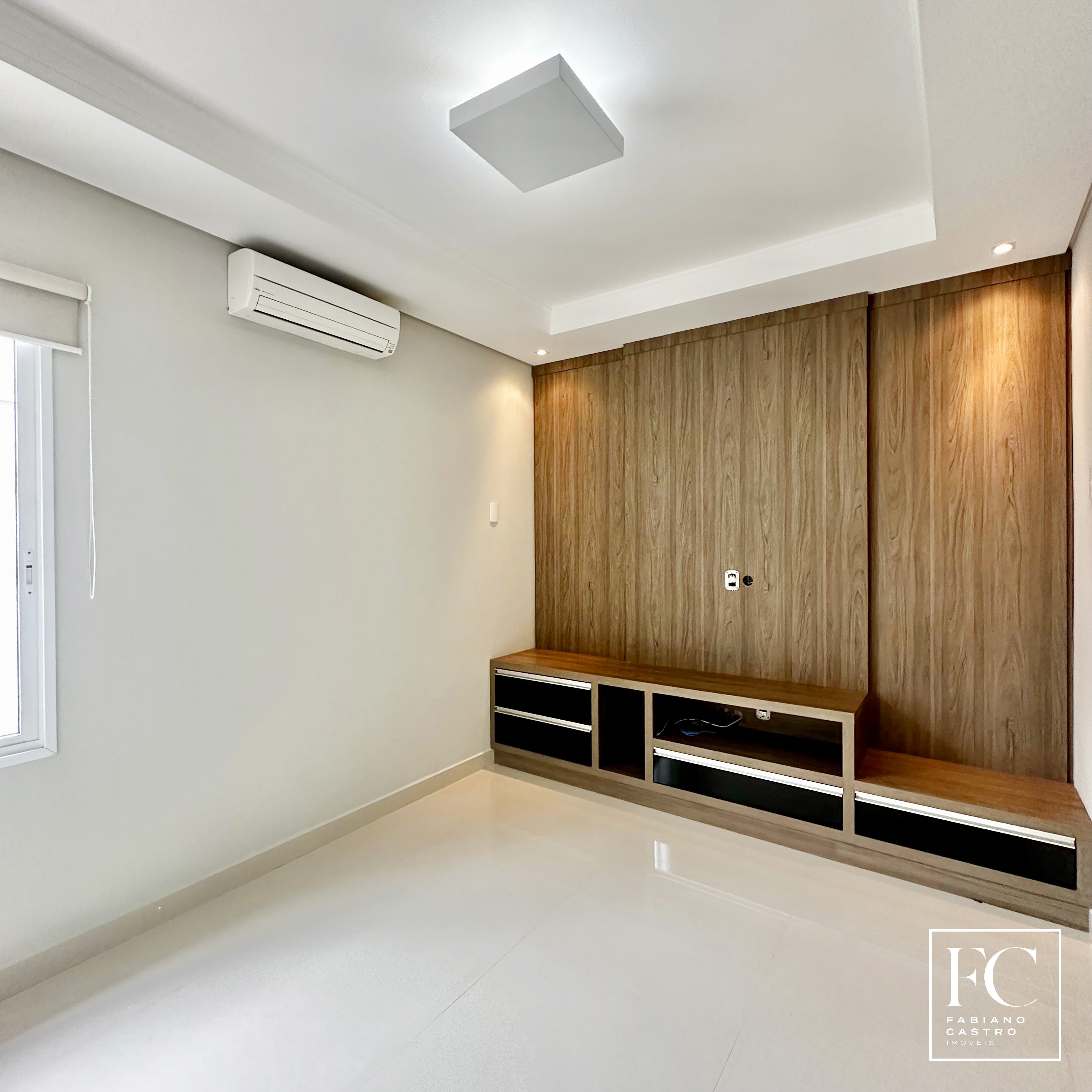 Casa de Condomínio com 4 quartos à venda — foto 6 de 38