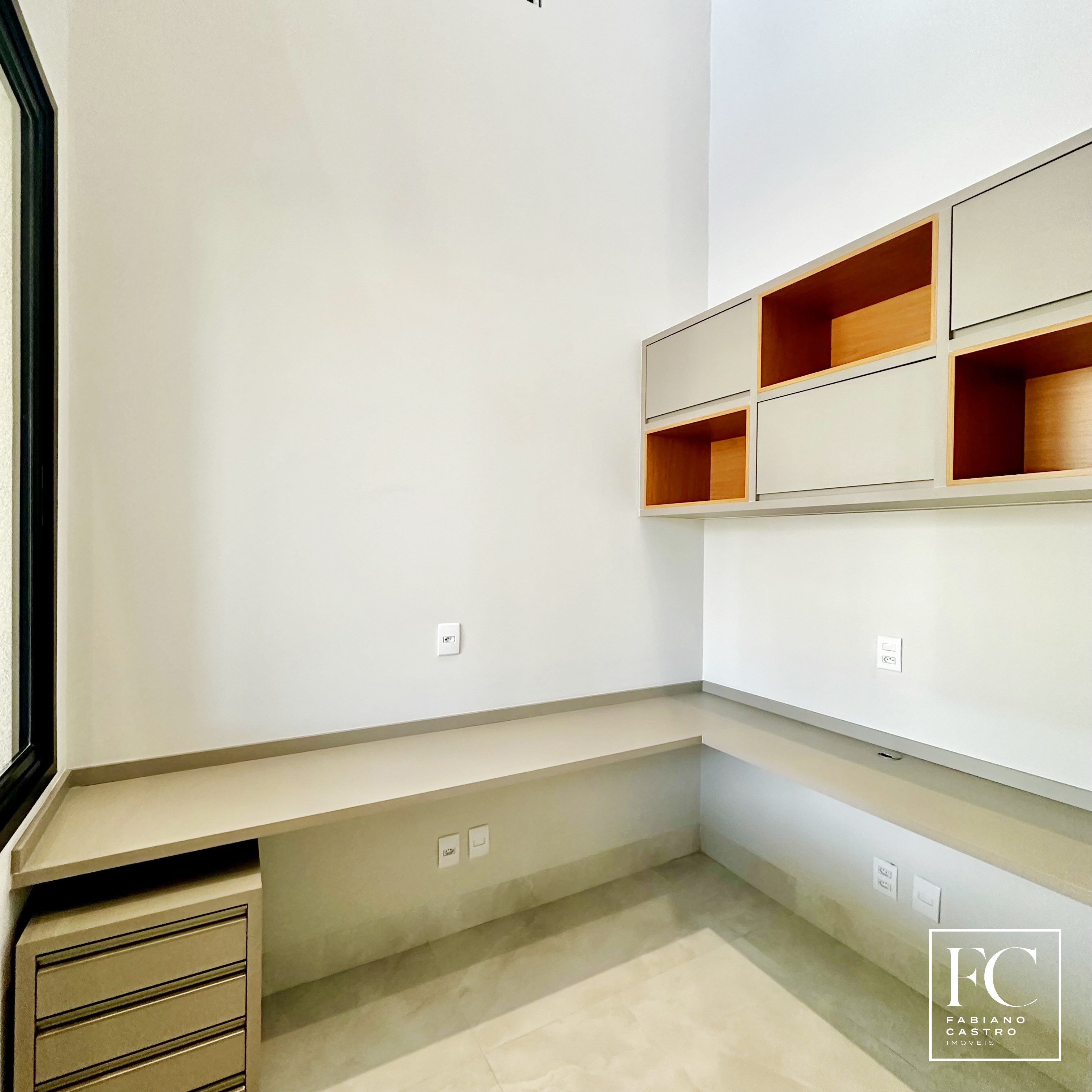 Casa de Condomínio com 3 quartos à venda — foto 4 de 33