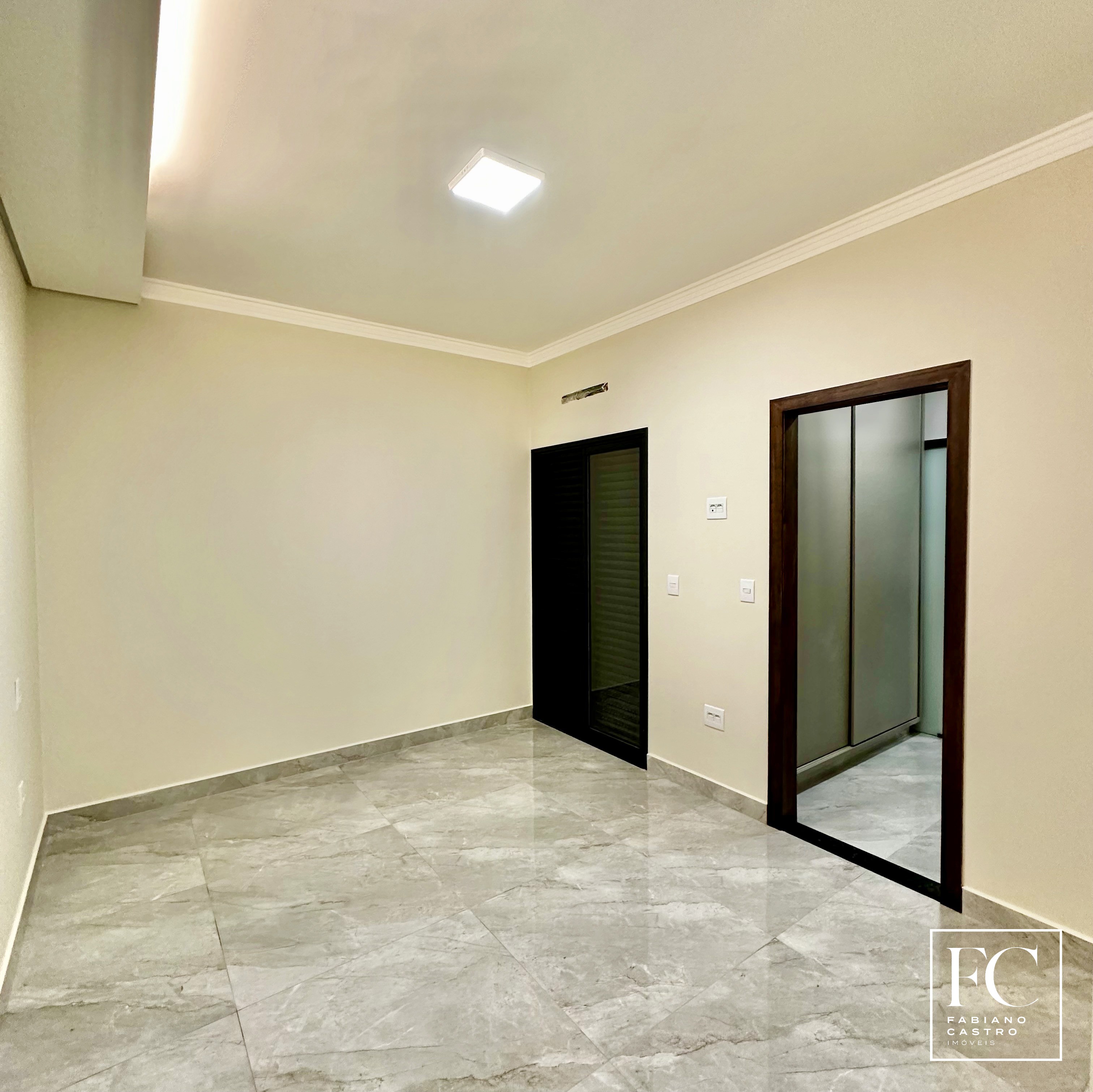 Casa de Condomínio com 3 quartos à venda — foto 9 de 17